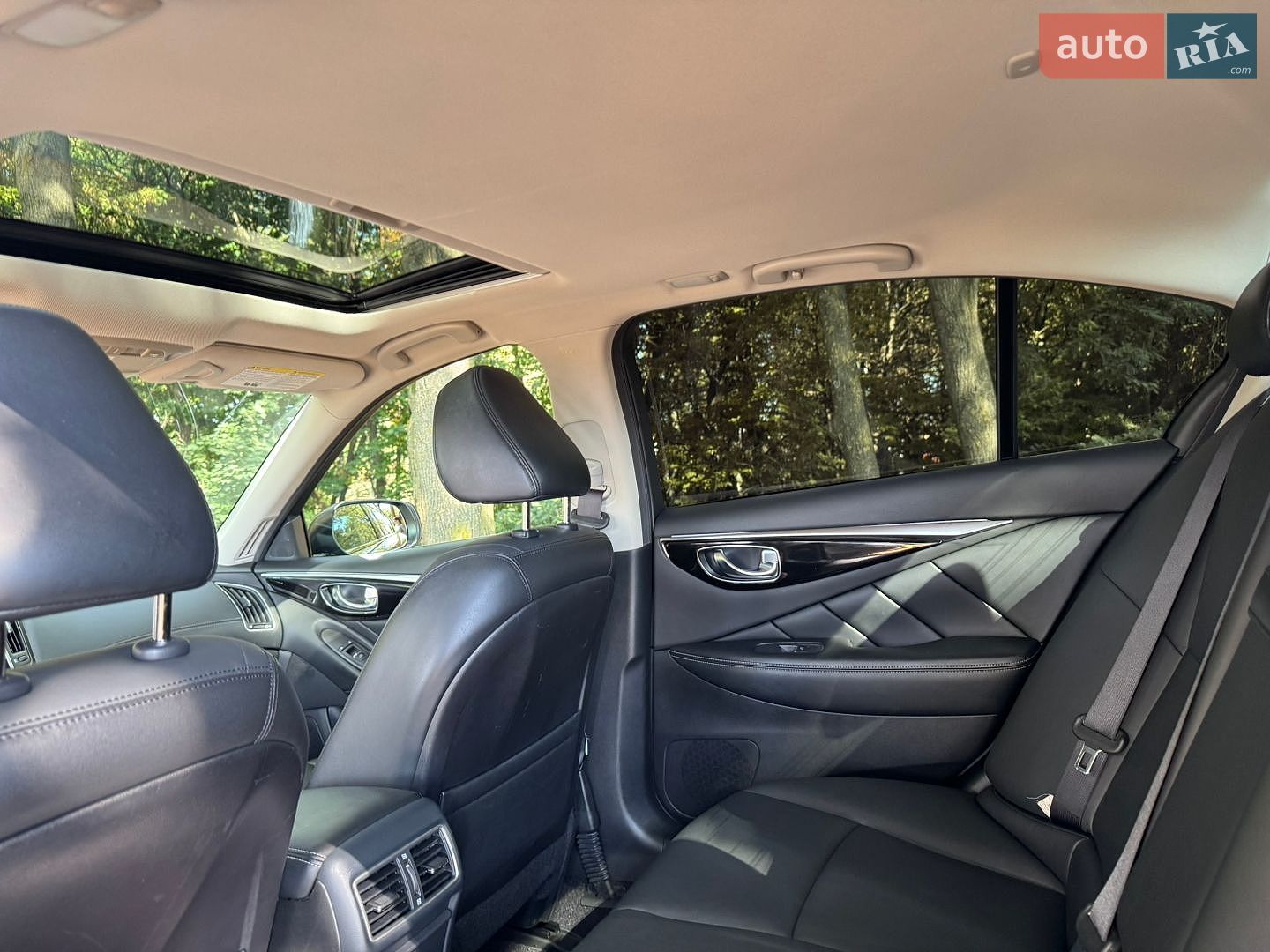 Infiniti Q50 2017 VIN JN1EV7AR6JM443215 фото оголошення 36 з 106
