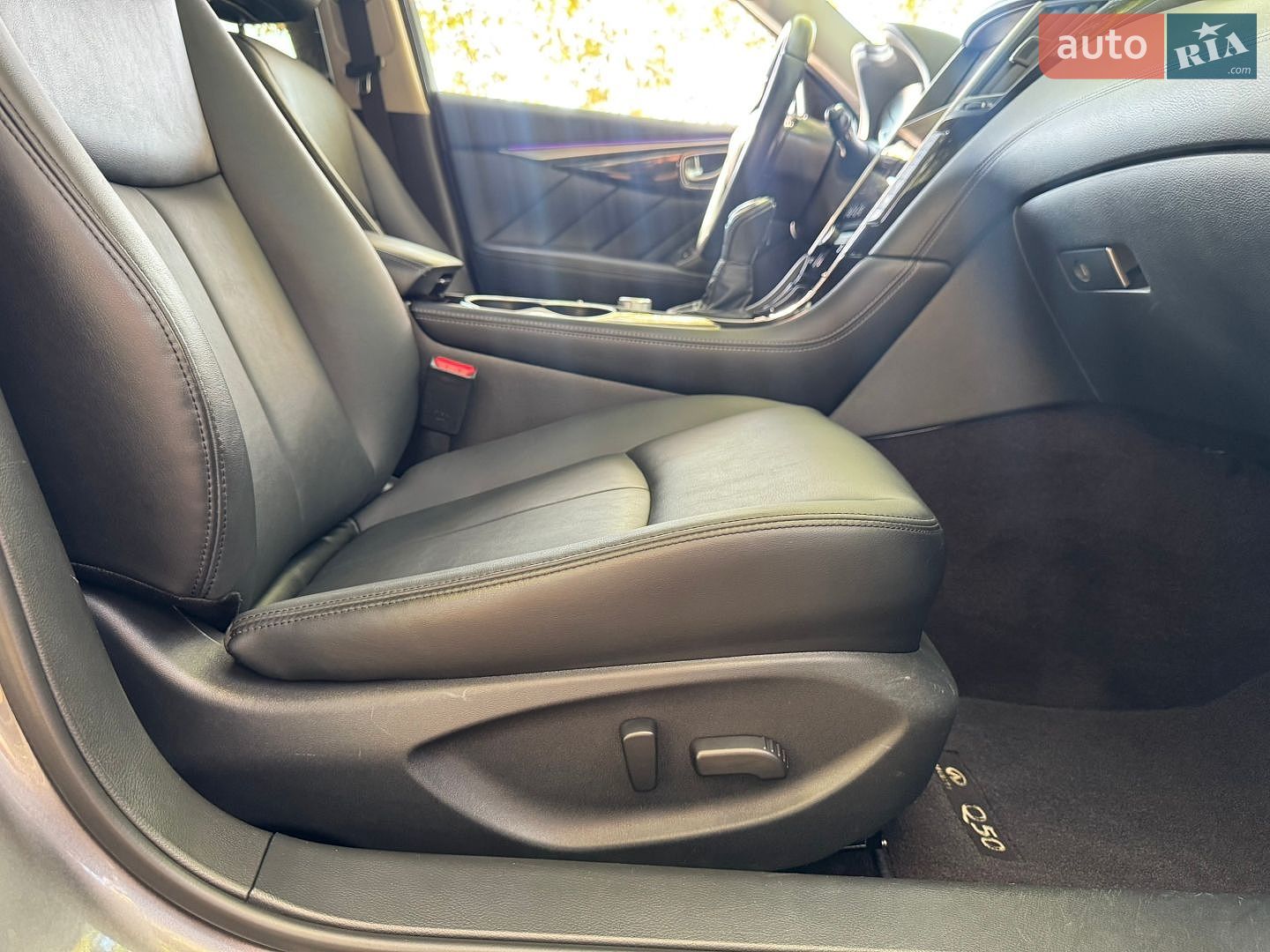 Infiniti Q50 2017 VIN JN1EV7AR6JM443215 фото оголошення 42 з 106