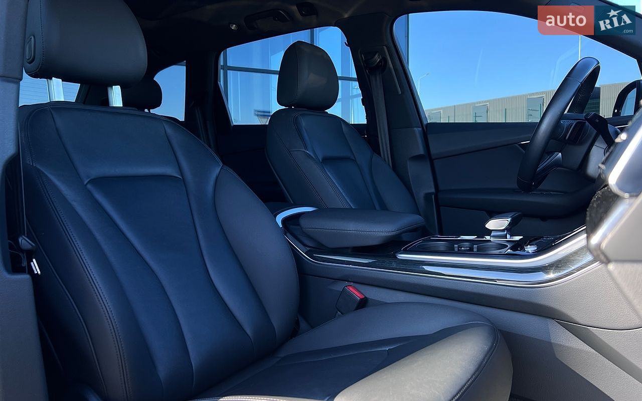 Audi Q7 2020 VIN WA1LXAF72LD004285 фото оголошення 26 з 38