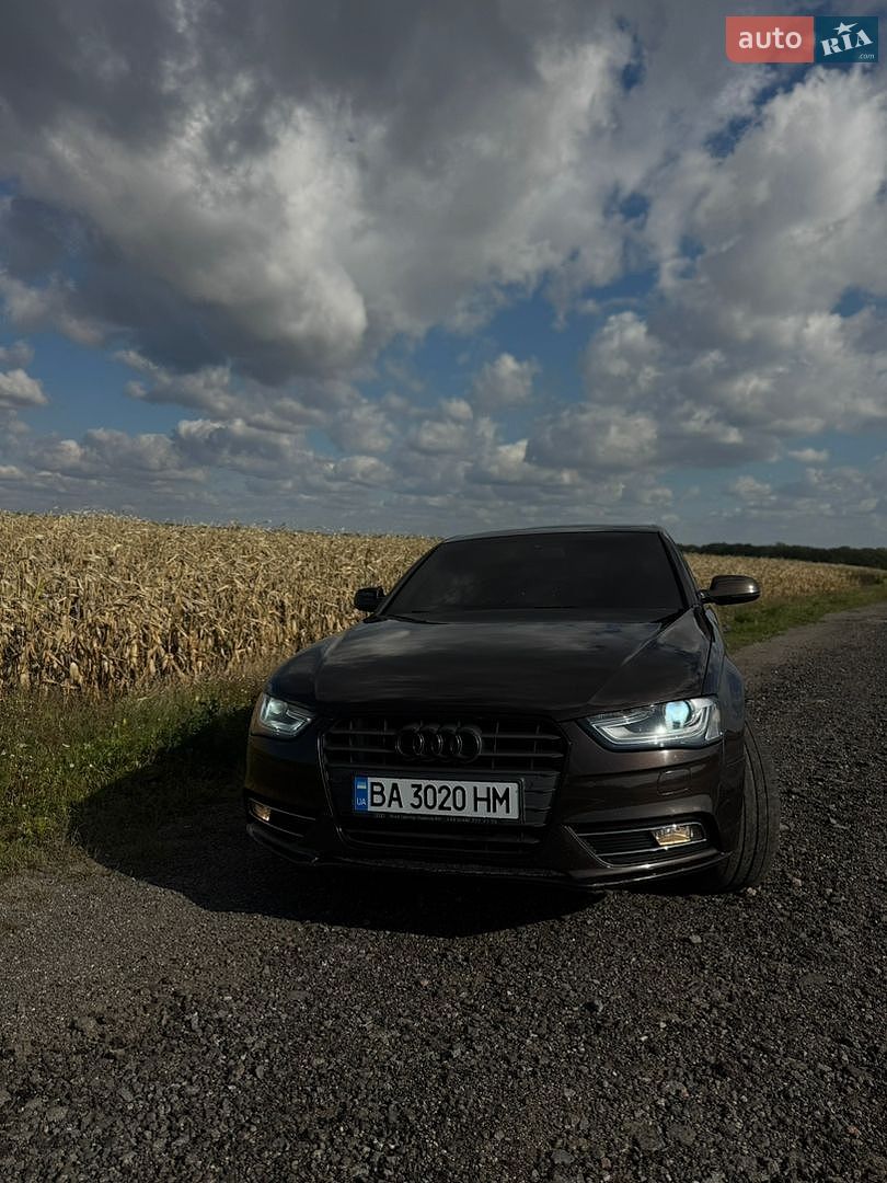 Audi A4 2013 VIN WAUZZZ8K4DA175632 фото оголошення 4 з 11