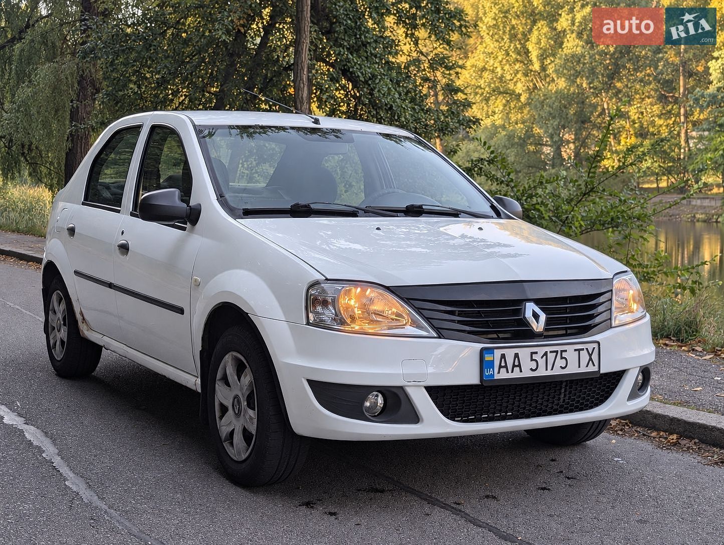 Renault Logan 2011 VIN VF1LSRAER45828536 фото оголошення 3 з 23
