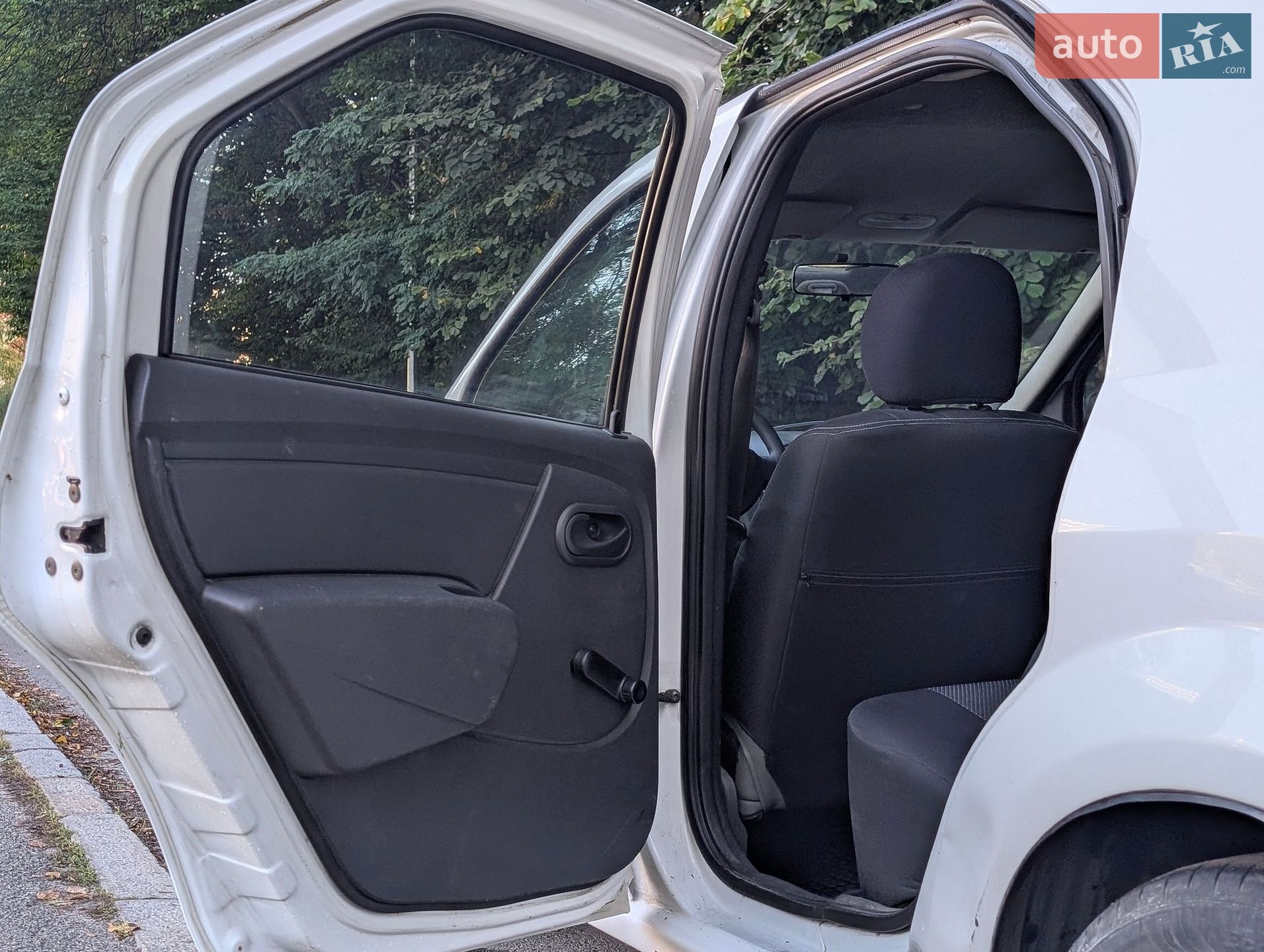 Renault Logan 2011 VIN VF1LSRAER45828536 фото оголошення 19 з 23