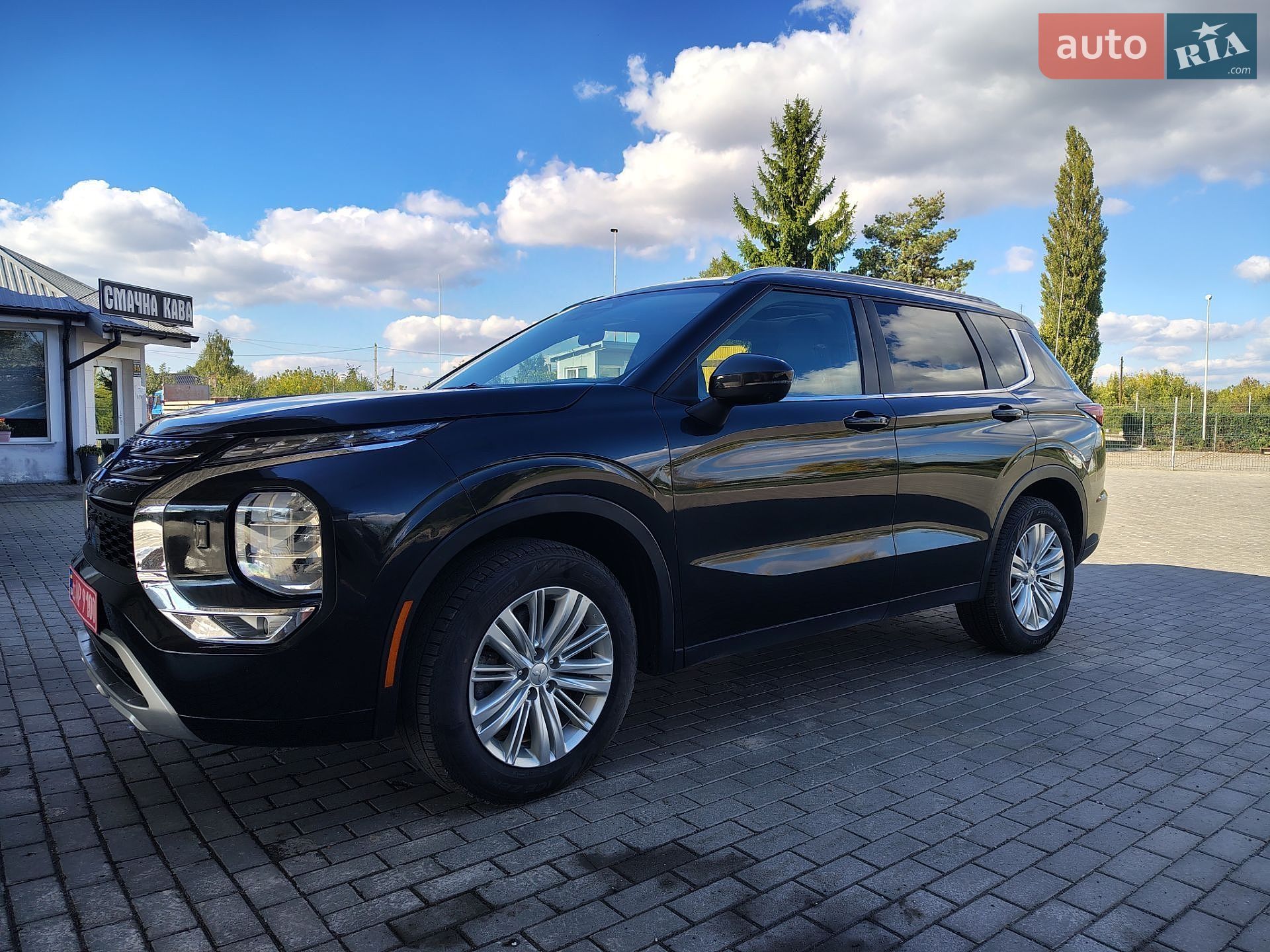 Mitsubishi Outlander 2023 VIN JA4J4VA83RZ610598 фото оголошення 3 з 35
