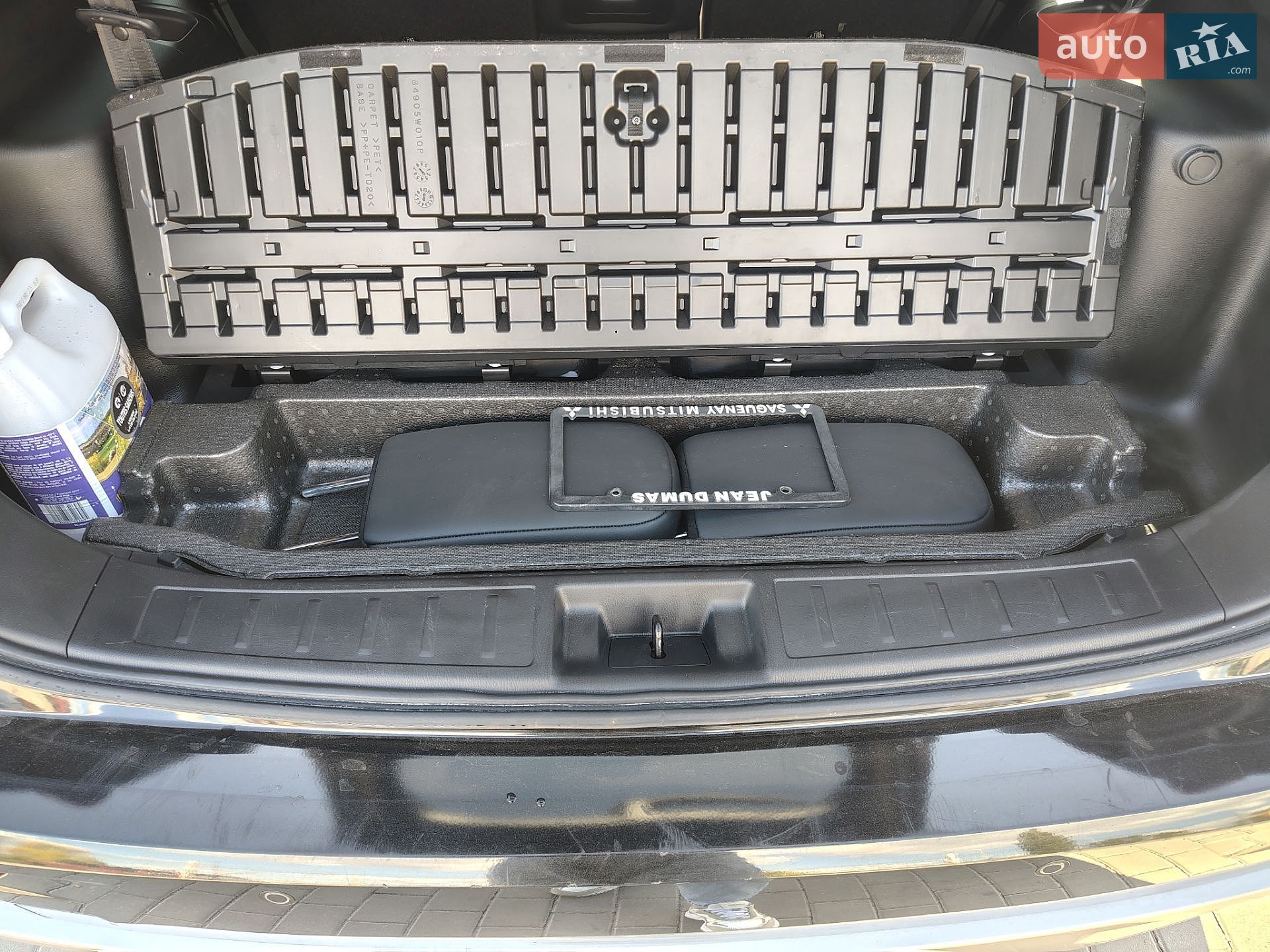 Mitsubishi Outlander 2023 VIN JA4J4VA83RZ610598 фото оголошення 23 з 35
