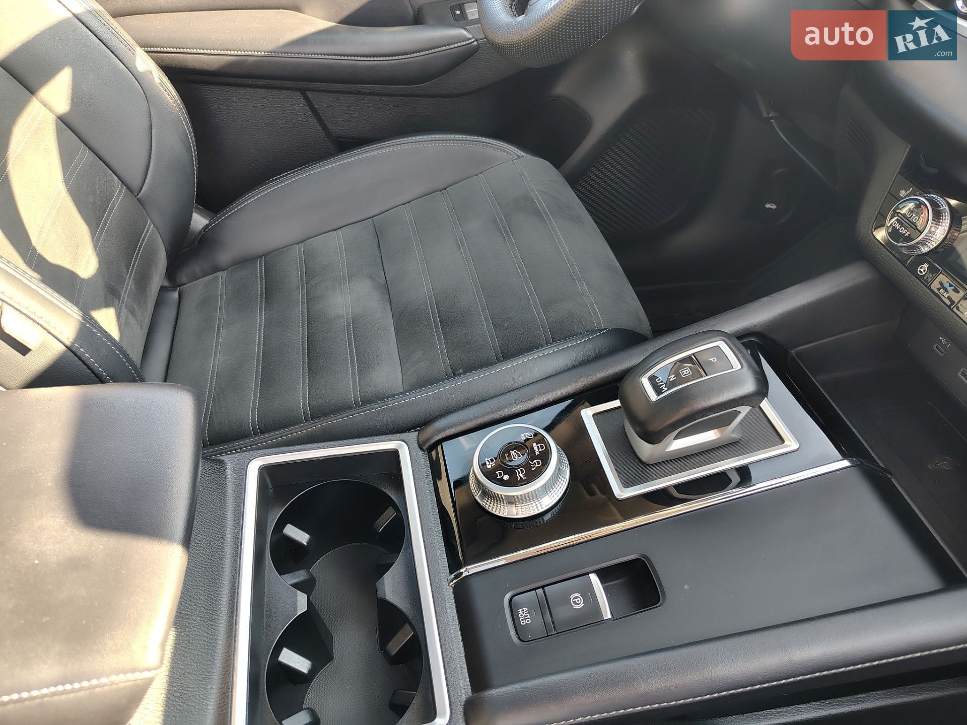 Mitsubishi Outlander 2023 VIN JA4J4VA83RZ610598 фото оголошення 29 з 35
