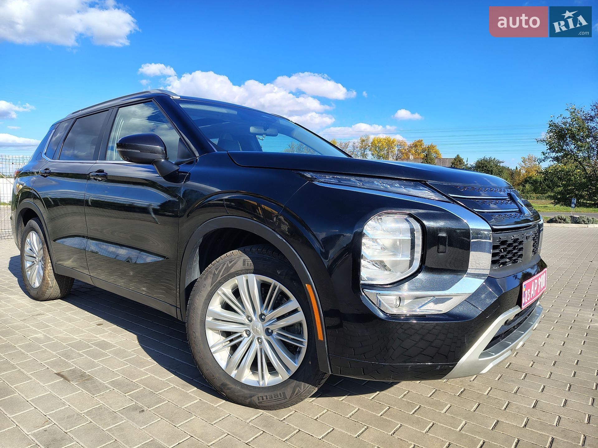 Mitsubishi Outlander 2023 VIN JA4J4VA83RZ610598 фото оголошення 30 з 35