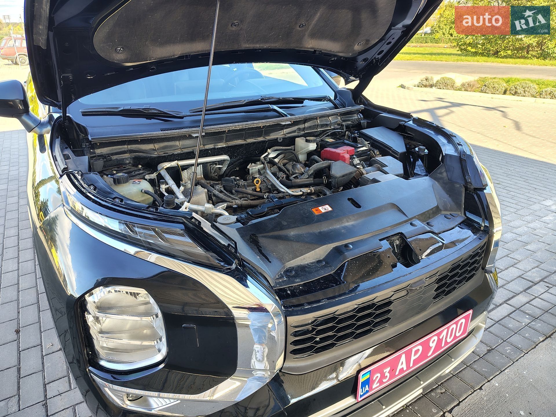 Mitsubishi Outlander 2023 VIN JA4J4VA83RZ610598 фото оголошення 34 з 35