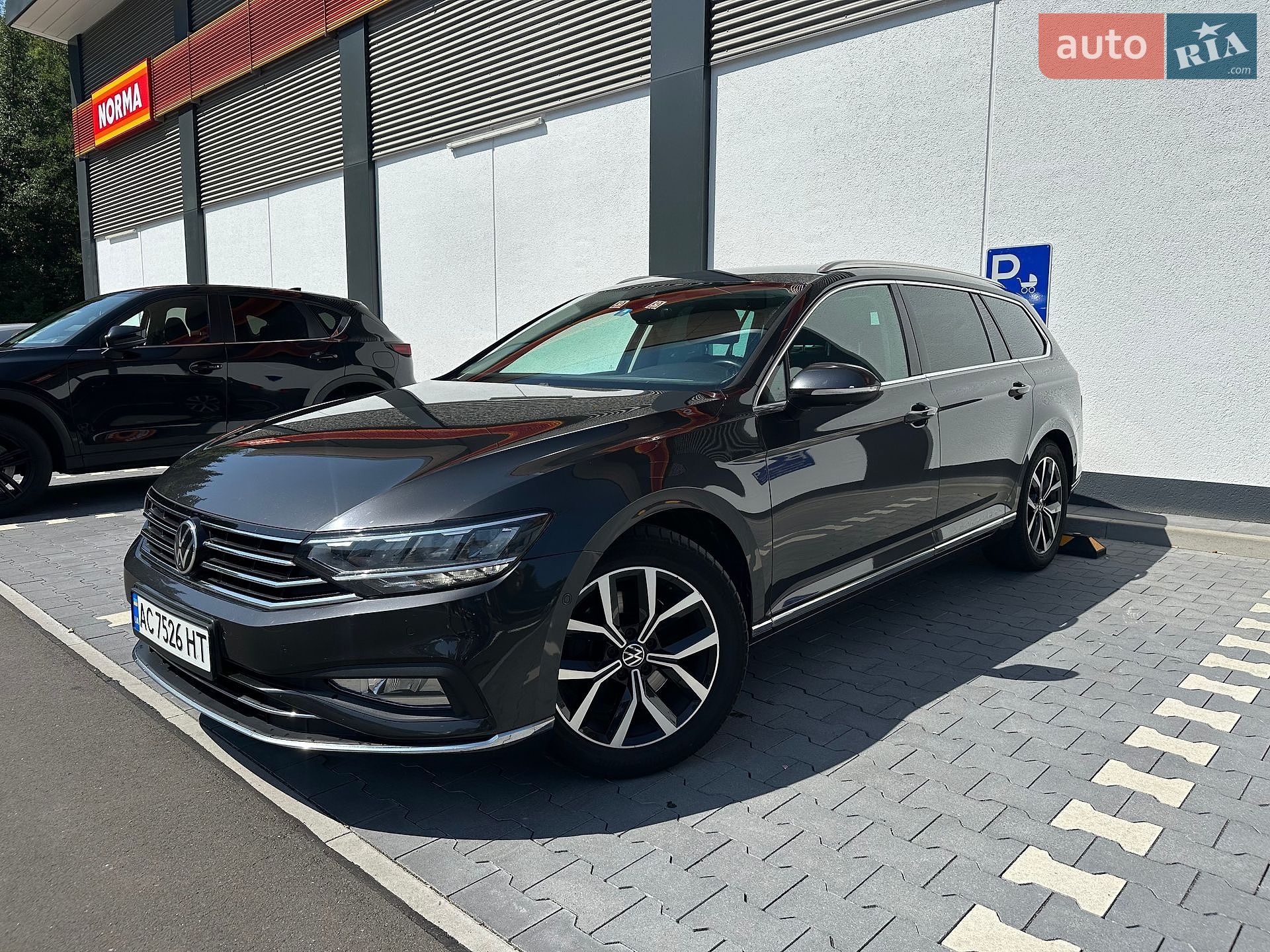 Volkswagen Passat 2020 VIN WVWZZZ3CZME025627 фото оголошення 3 з 57