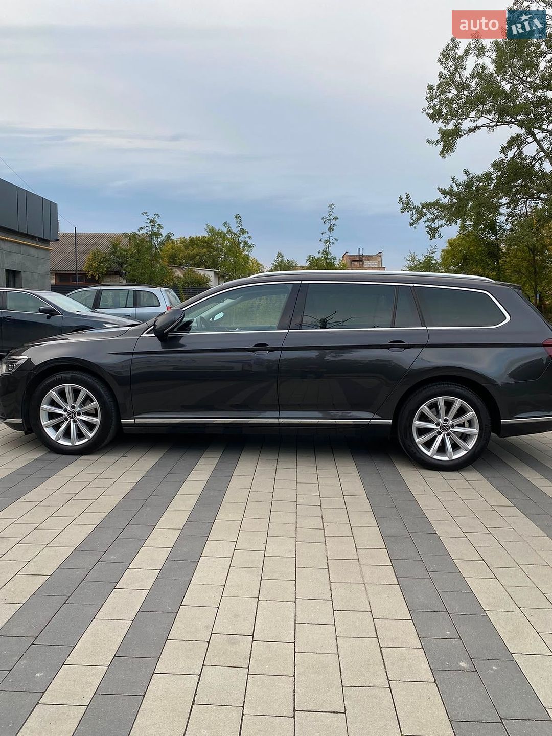 Volkswagen Passat 2023 VIN WVWZZZ3CZPE050051 фото оголошення 3 з 41