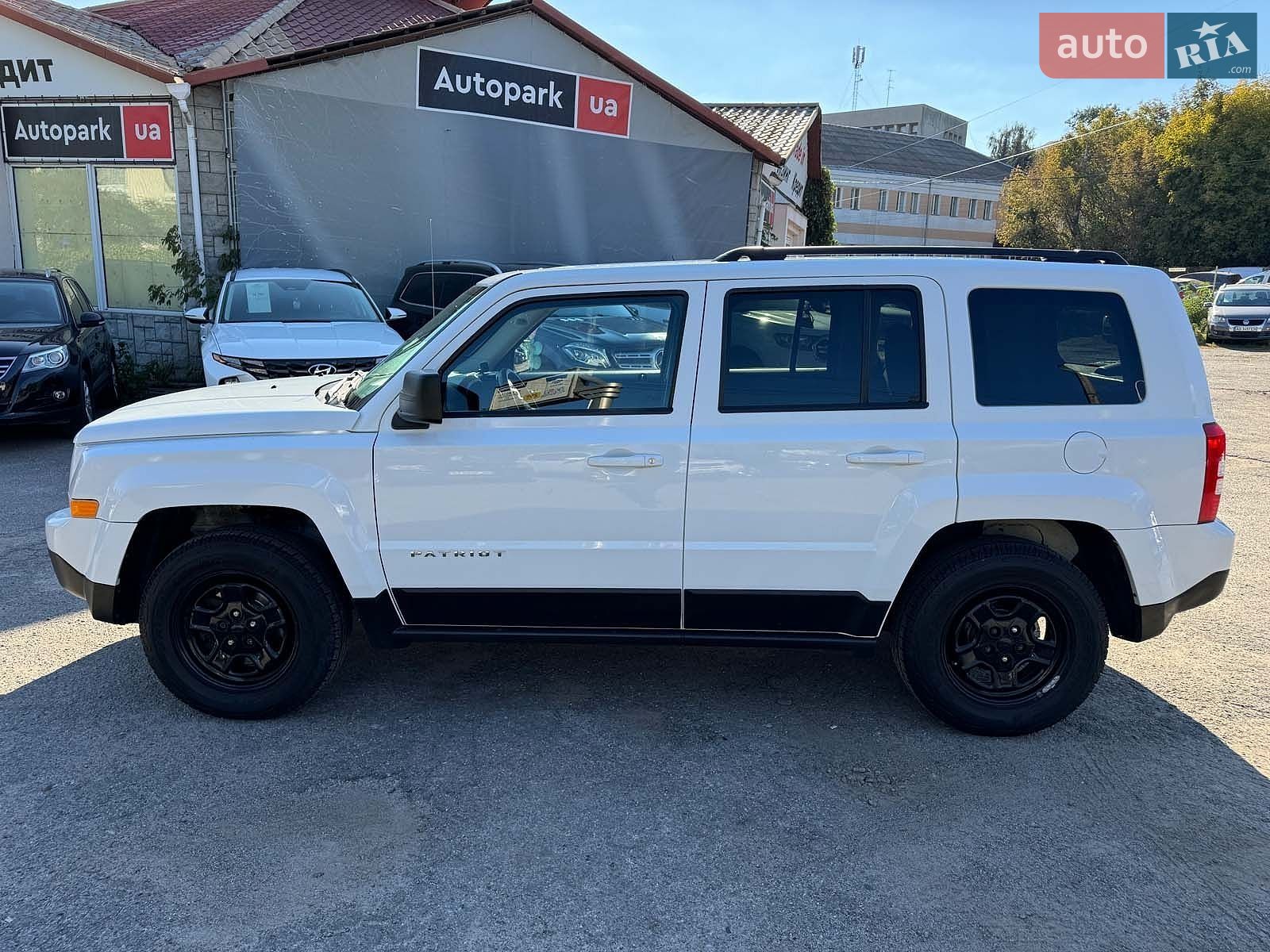 Jeep Patriot 2014 VIN 1C4NJRBB2FD215340 фото оголошення 10 з 30