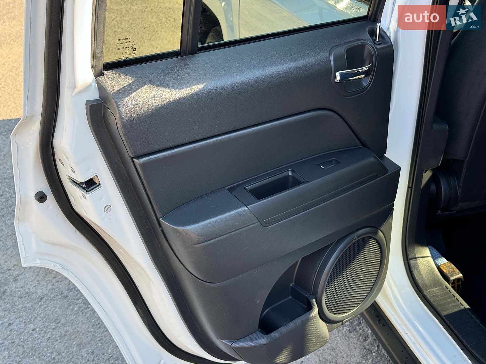 Jeep Patriot 2014 VIN 1C4NJRBB2FD215340 фото оголошення 17 з 30