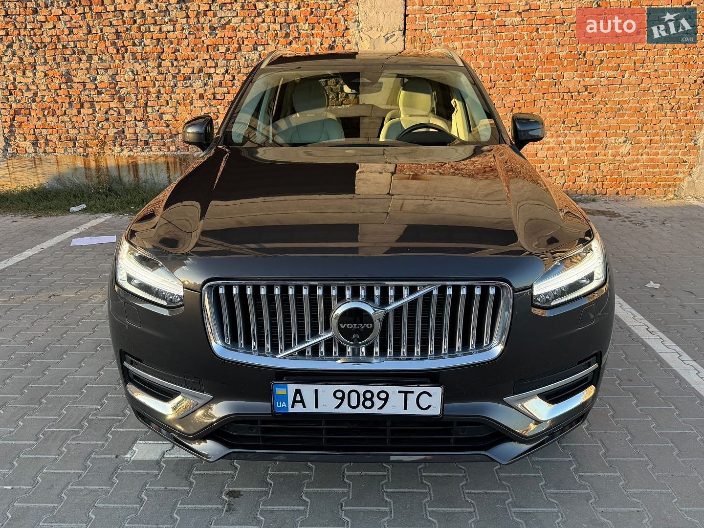 Volvo XC90 2023 VIN YV40621N1P1971241 фото оголошення 16 з 29
