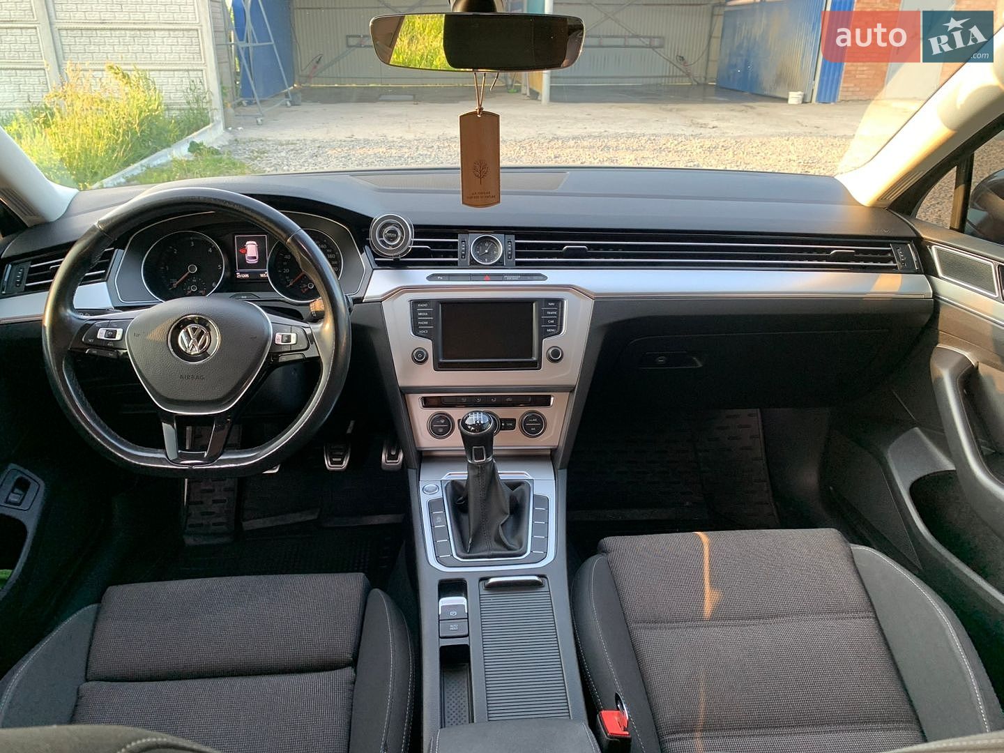 Volkswagen Passat 2016 VIN WVWZZZ3CZHE040336 фото оголошення 8 з 12