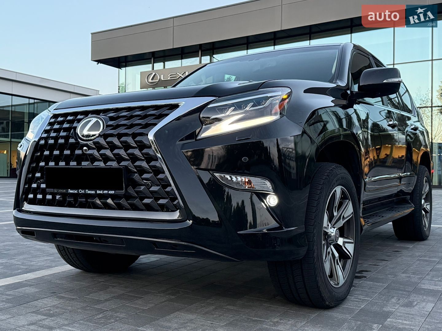 Lexus GX 2013 VIN JTJJM7FX005060480 фото оголошення 9 з 38