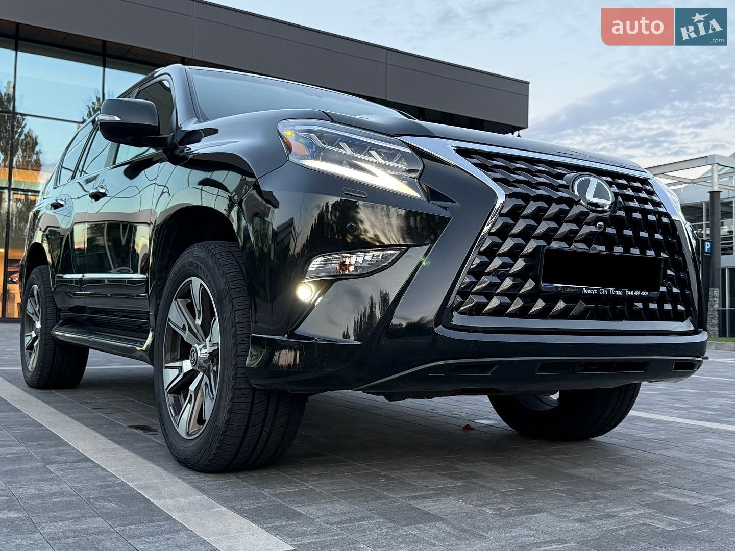 Lexus GX 2013 VIN JTJJM7FX005060480 фото оголошення 14 з 38