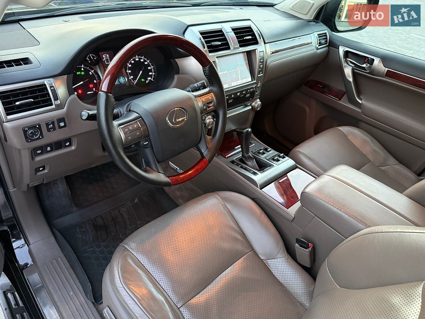 Lexus GX 2013 VIN JTJJM7FX005060480 фото оголошення 18 з 38