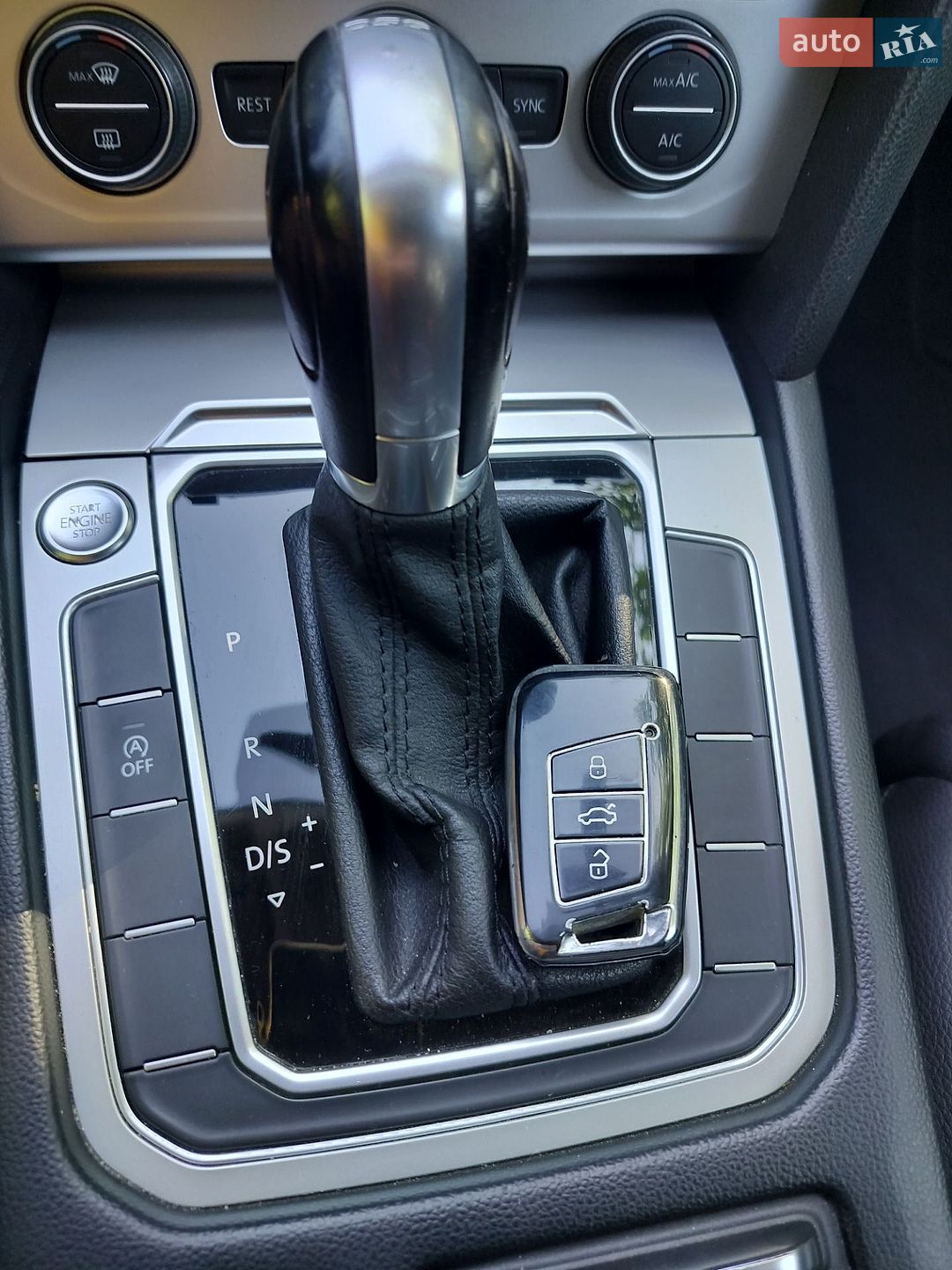 Volkswagen Passat 2018 VIN WVWZZZ3CZKE033929 фото оголошення 10 з 11
