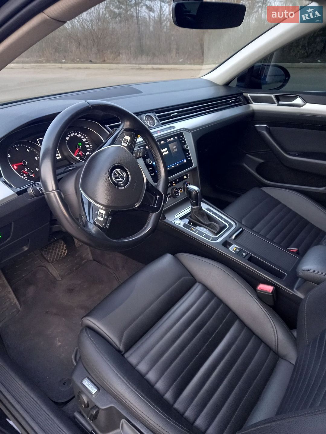 Volkswagen Passat 2018 VIN WVWZZZ3CZKE033929 фото оголошення 6 з 11