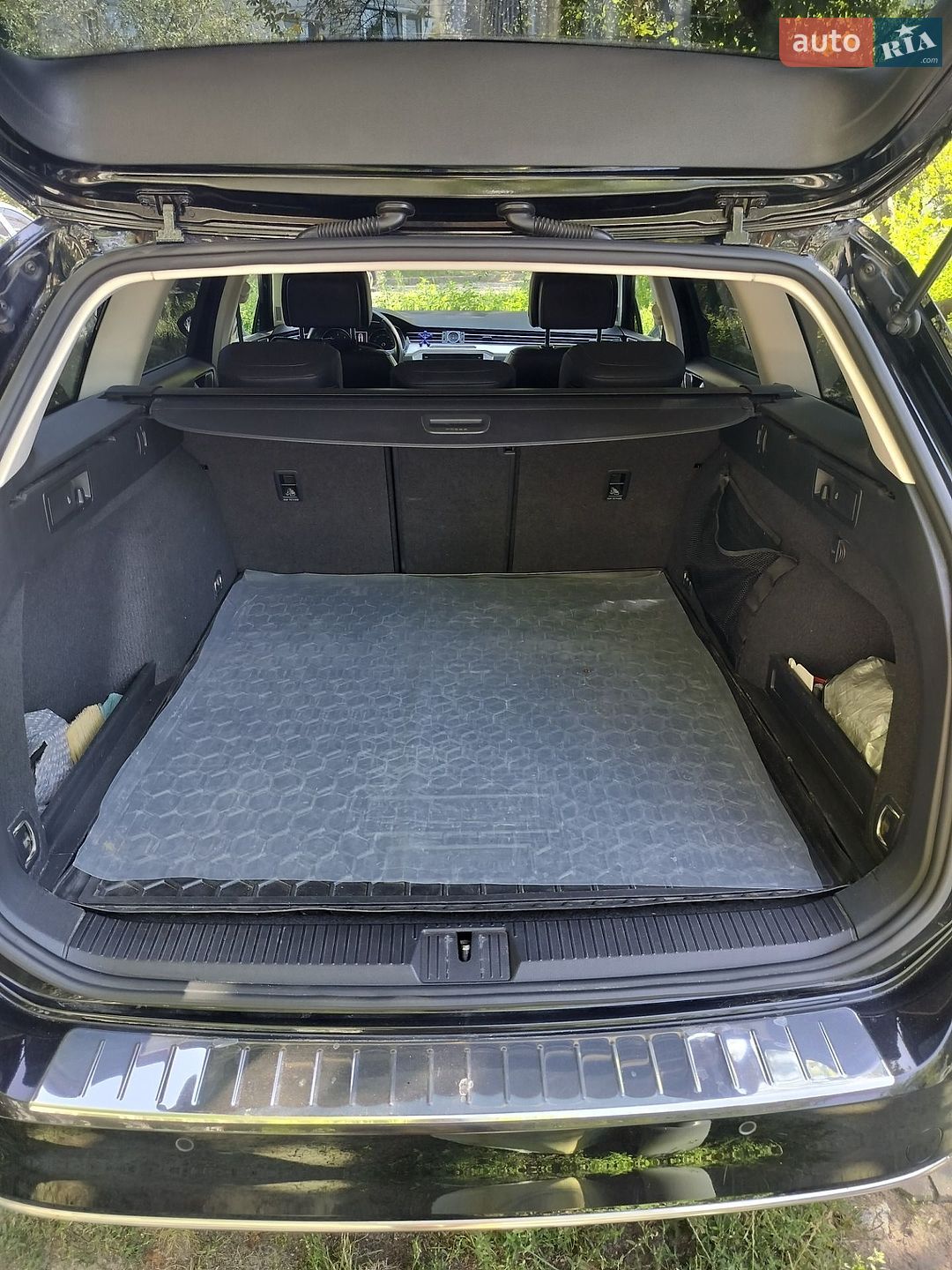 Volkswagen Passat 2018 VIN WVWZZZ3CZKE033929 фото оголошення 11 з 11
