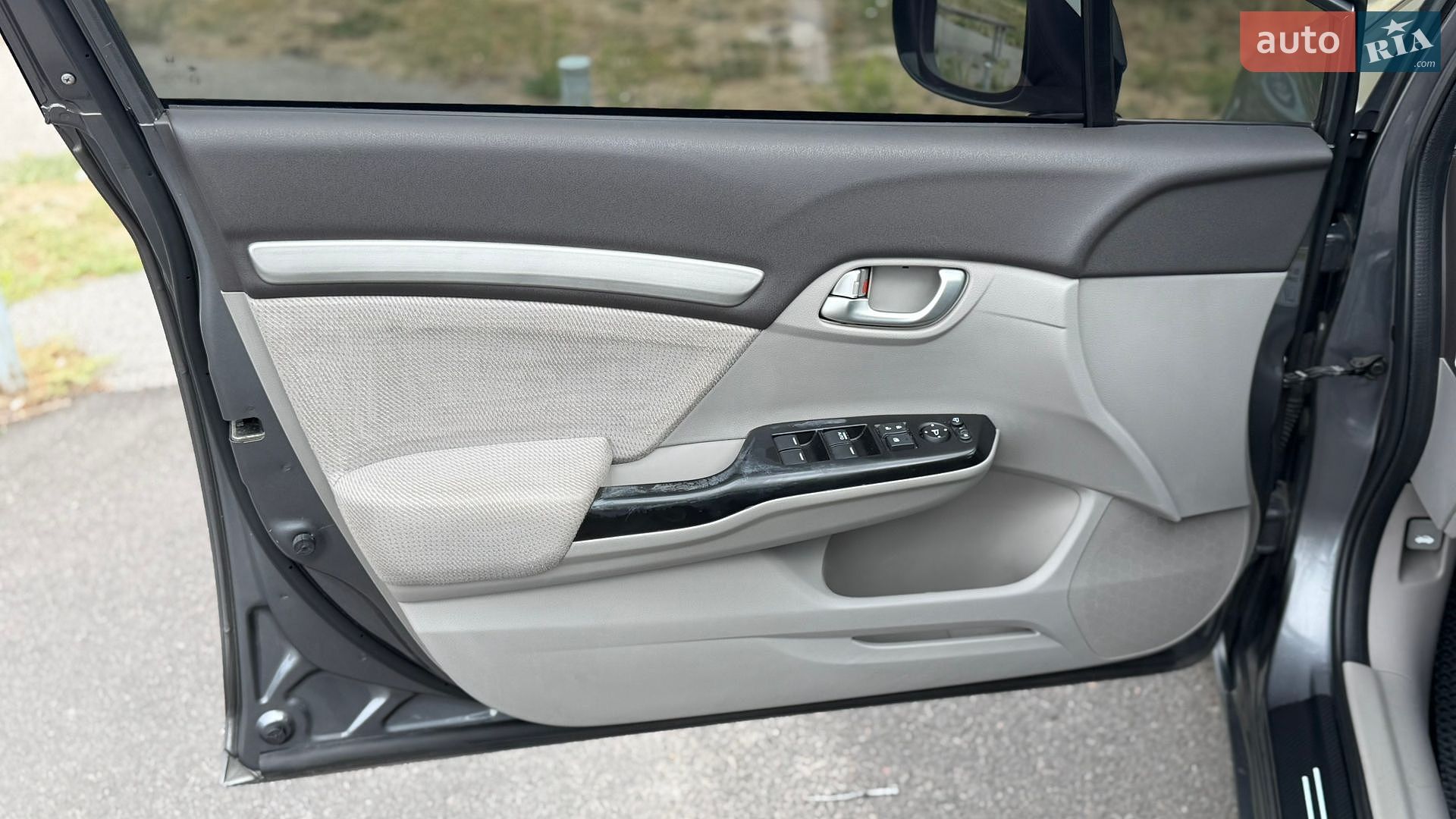 Honda Civic 2012 VIN NLAFB8660CW005618 фото оголошення 23 з 34