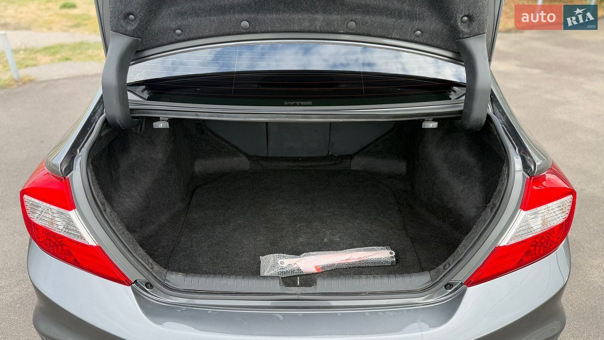 Honda Civic 2012 VIN NLAFB8660CW005618 фото оголошення 32 з 34
