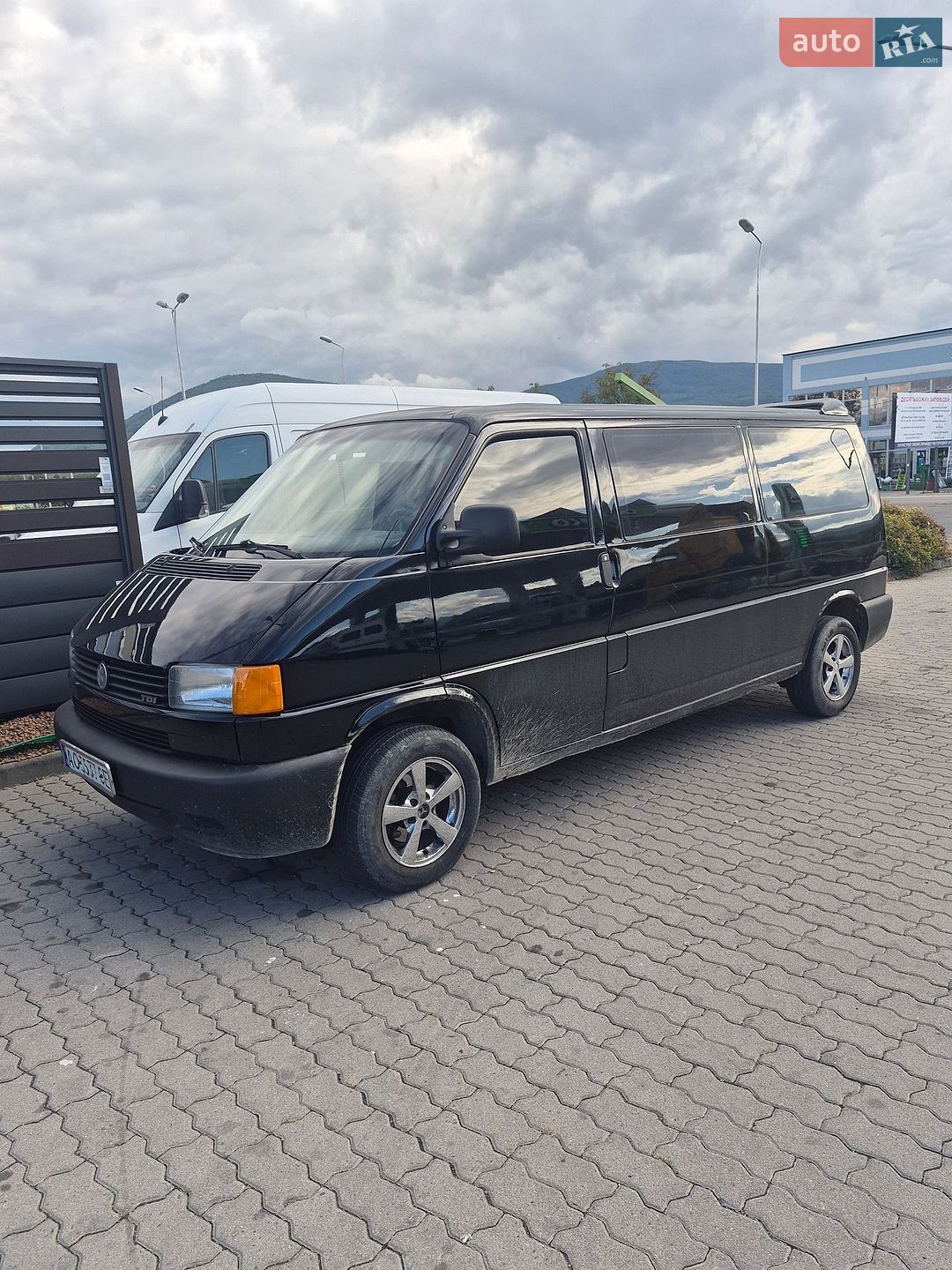 Volkswagen Transporter 1999 VIN WV1ZZZ70ZXH103677 фото оголошення 3 з 5
