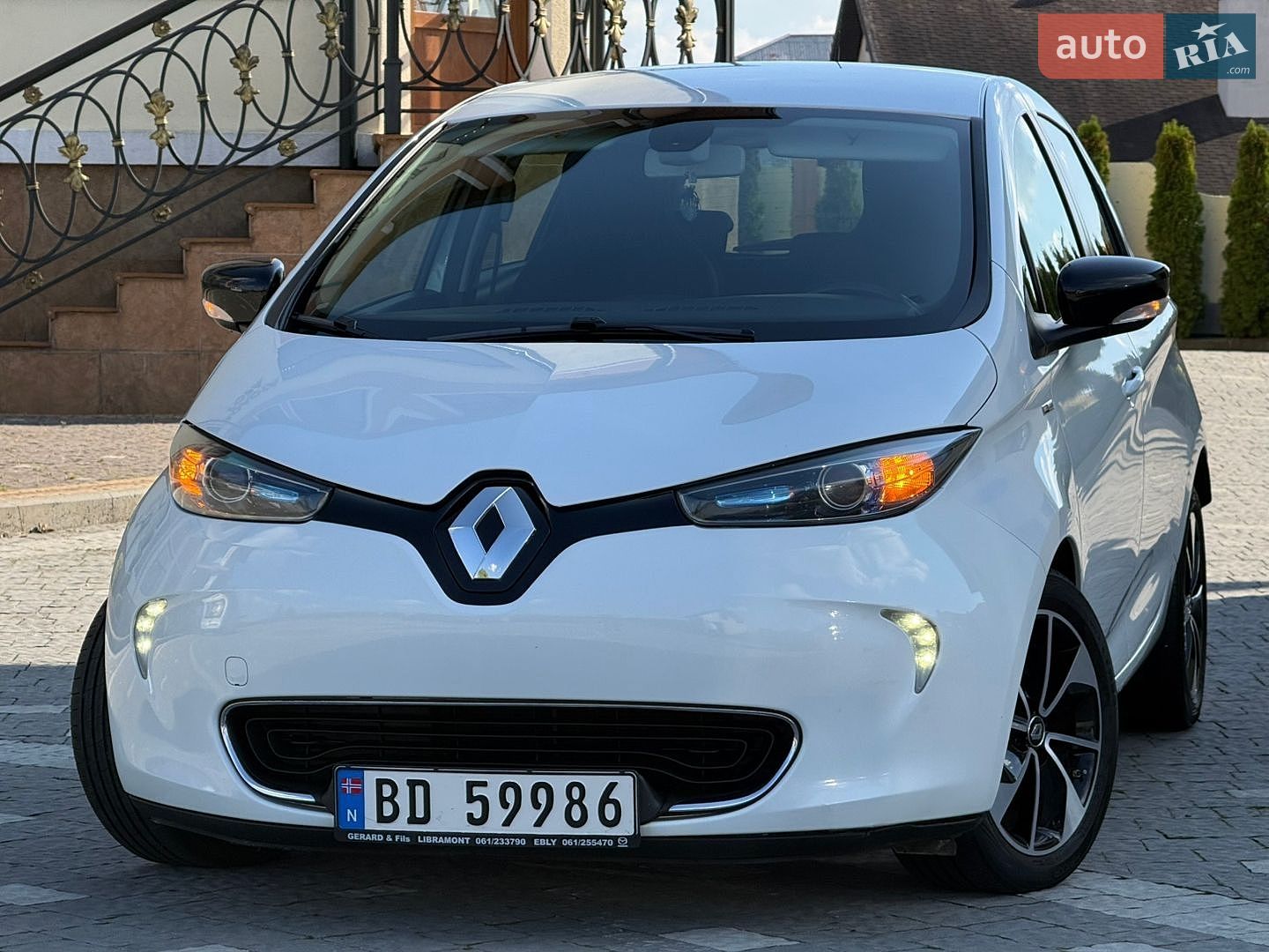 Renault Zoe 2017 VIN VF1AGVYF058972207 фото оголошення 10 з 137