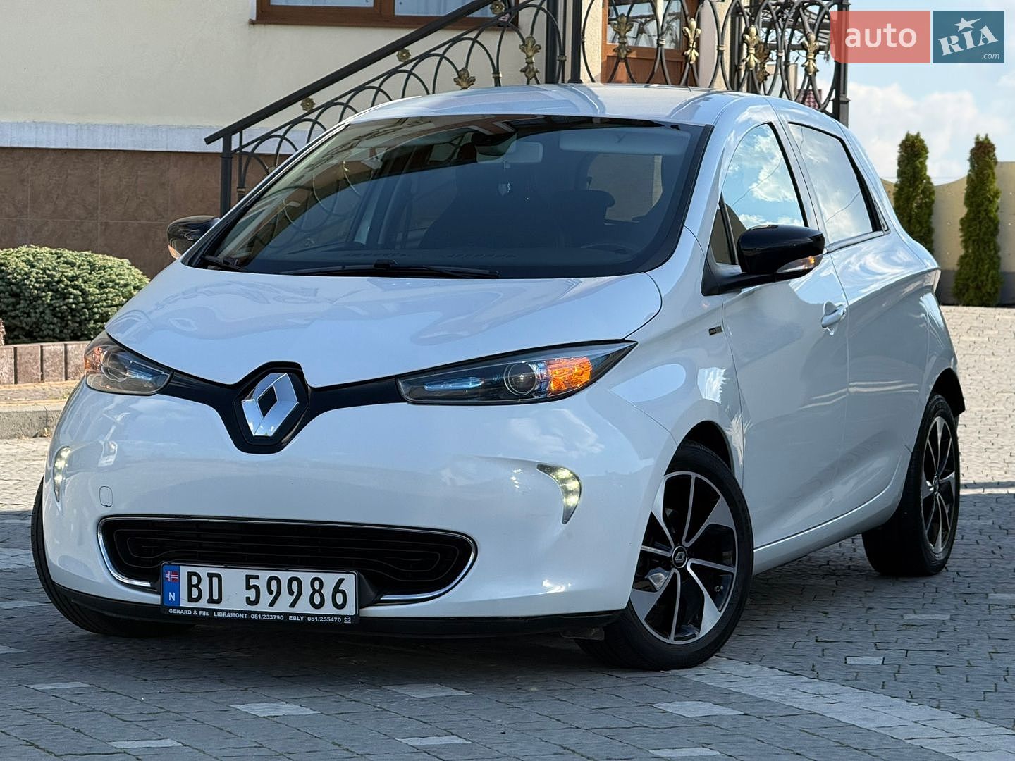 Renault Zoe 2017 VIN VF1AGVYF058972207 фото оголошення 11 з 137
