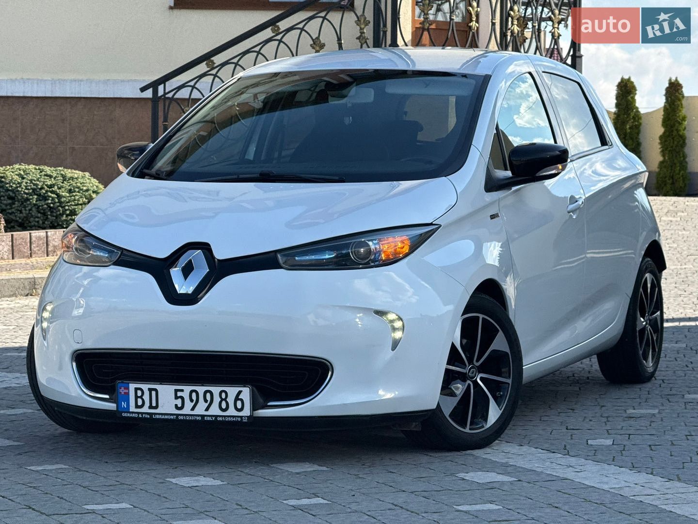 Renault Zoe 2017 VIN VF1AGVYF058972207 фото оголошення 12 з 137