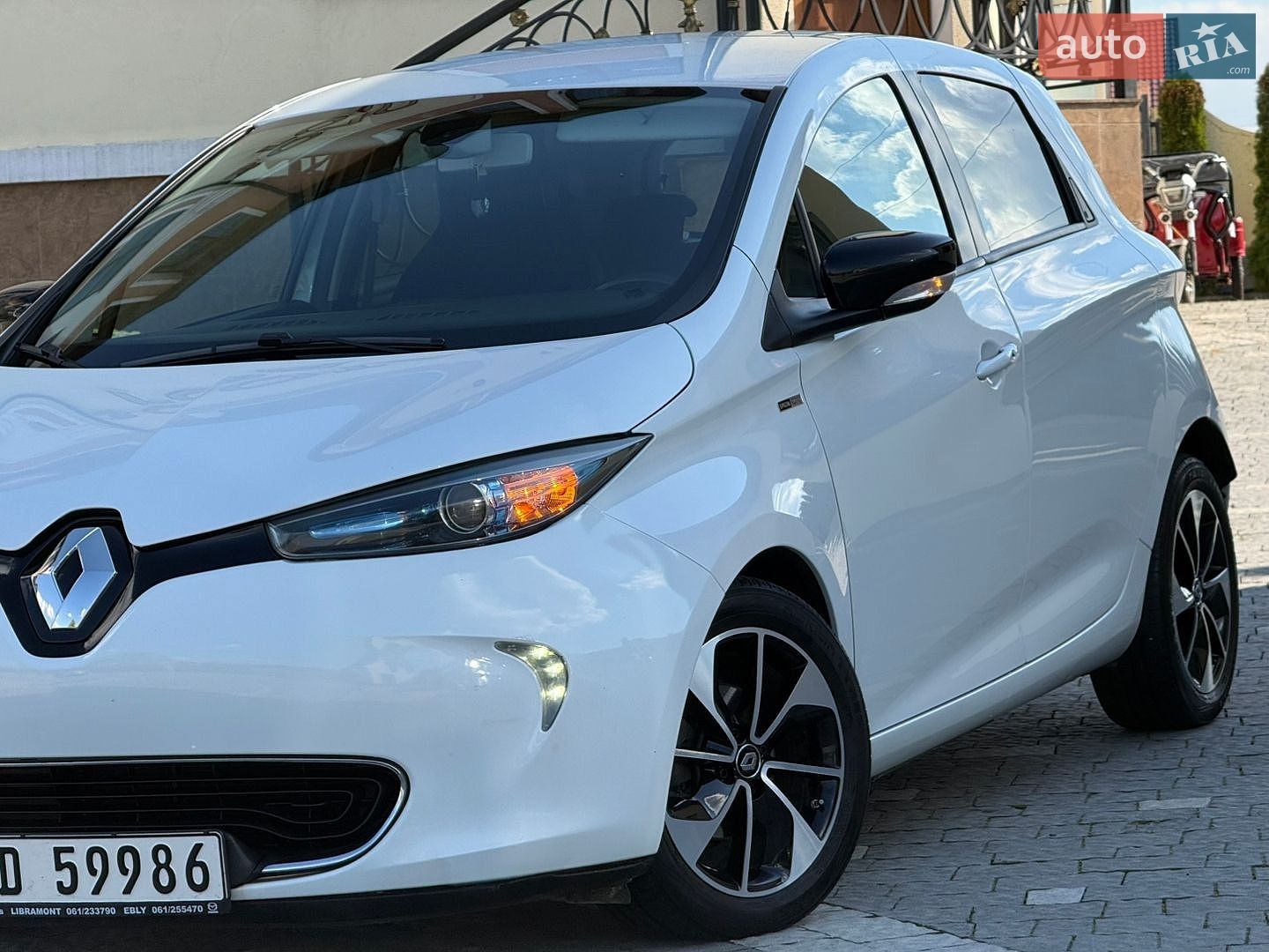 Renault Zoe 2017 VIN VF1AGVYF058972207 фото оголошення 14 з 137