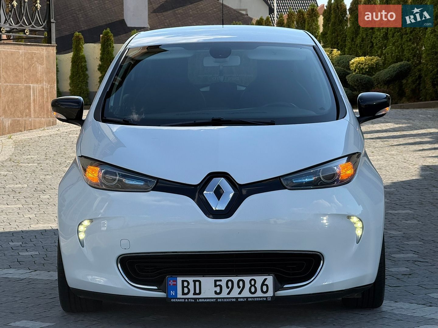 Renault Zoe 2017 VIN VF1AGVYF058972207 фото оголошення 30 з 137