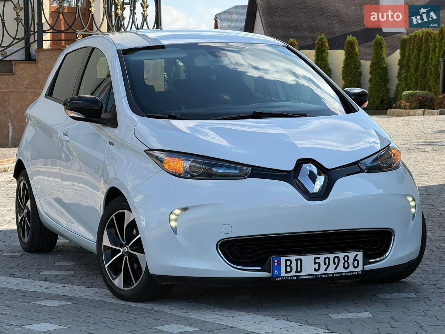 Renault Zoe 2017 VIN VF1AGVYF058972207 фото оголошення 33 з 137