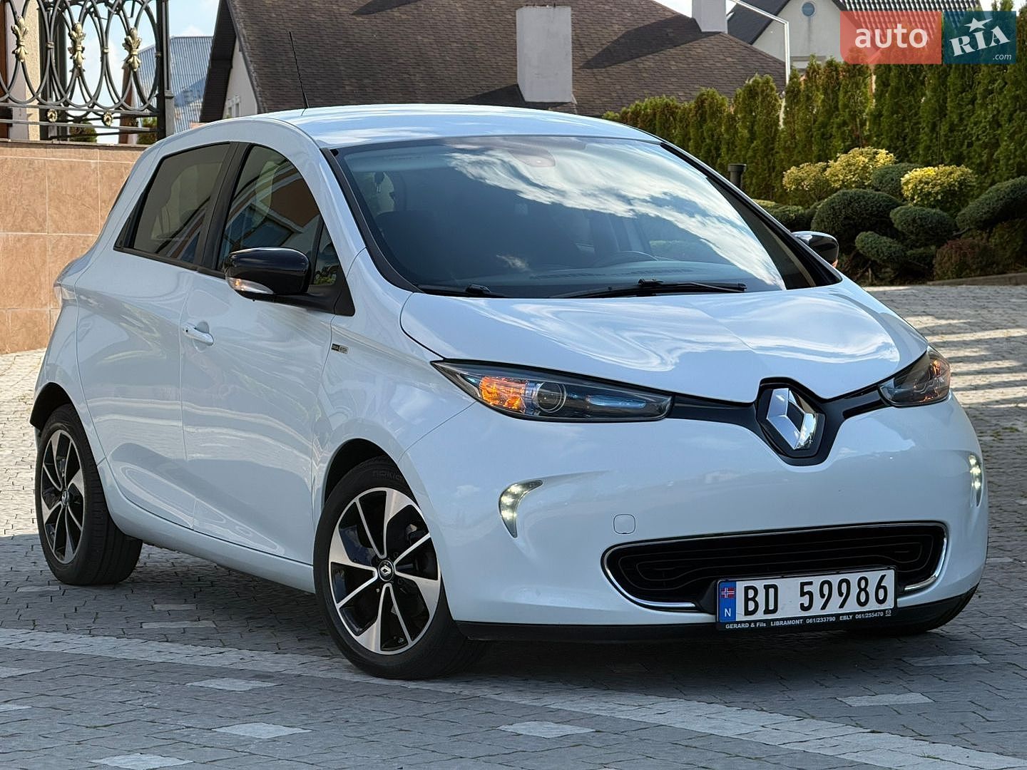 Renault Zoe 2017 VIN VF1AGVYF058972207 фото оголошення 34 з 137