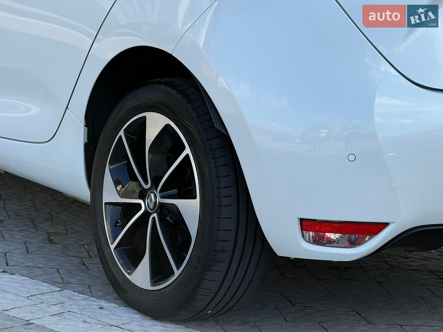 Renault Zoe 2017 VIN VF1AGVYF058972207 фото оголошення 76 з 137