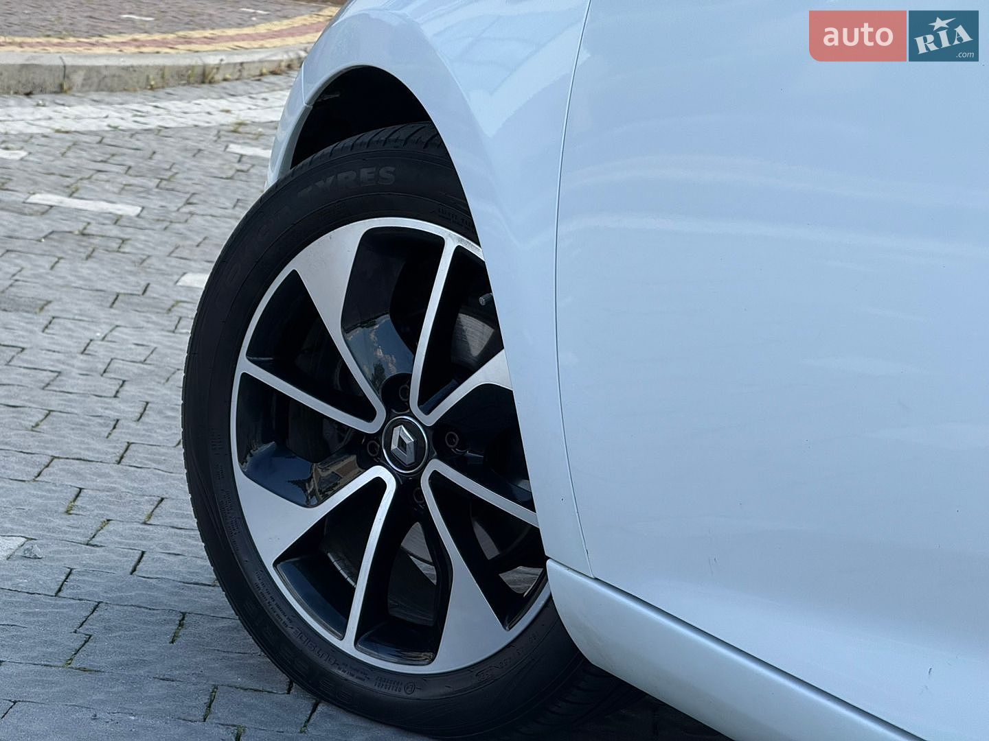 Renault Zoe 2017 VIN VF1AGVYF058972207 фото оголошення 81 з 137