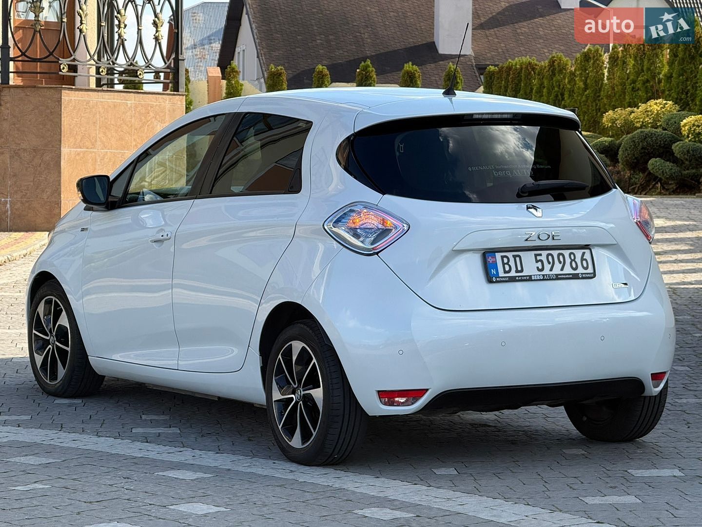 Renault Zoe 2017 VIN VF1AGVYF058972207 фото оголошення 83 з 137