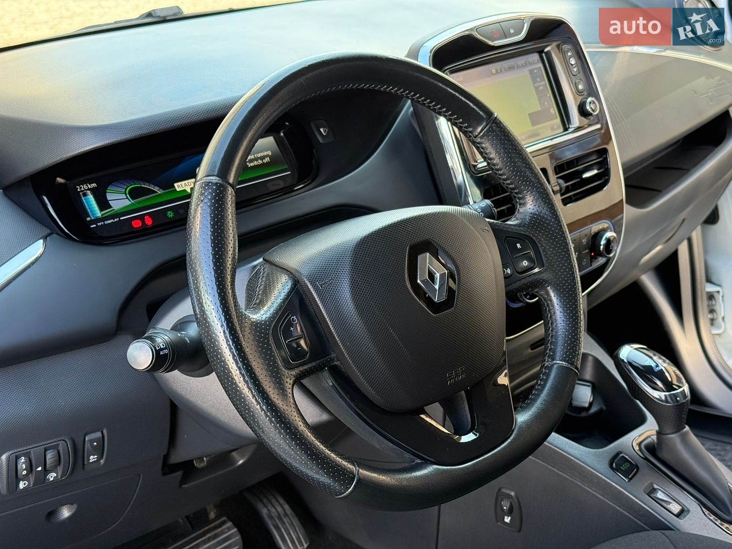 Renault Zoe 2017 VIN VF1AGVYF058972207 фото оголошення 88 з 137