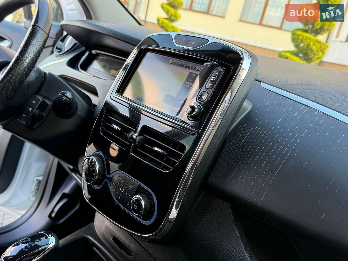 Renault Zoe 2017 VIN VF1AGVYF058972207 фото оголошення 96 з 137