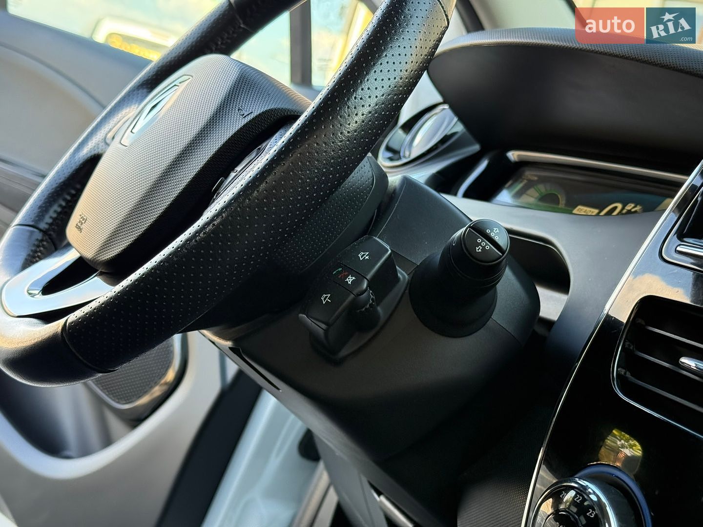 Renault Zoe 2017 VIN VF1AGVYF058972207 фото оголошення 99 з 137