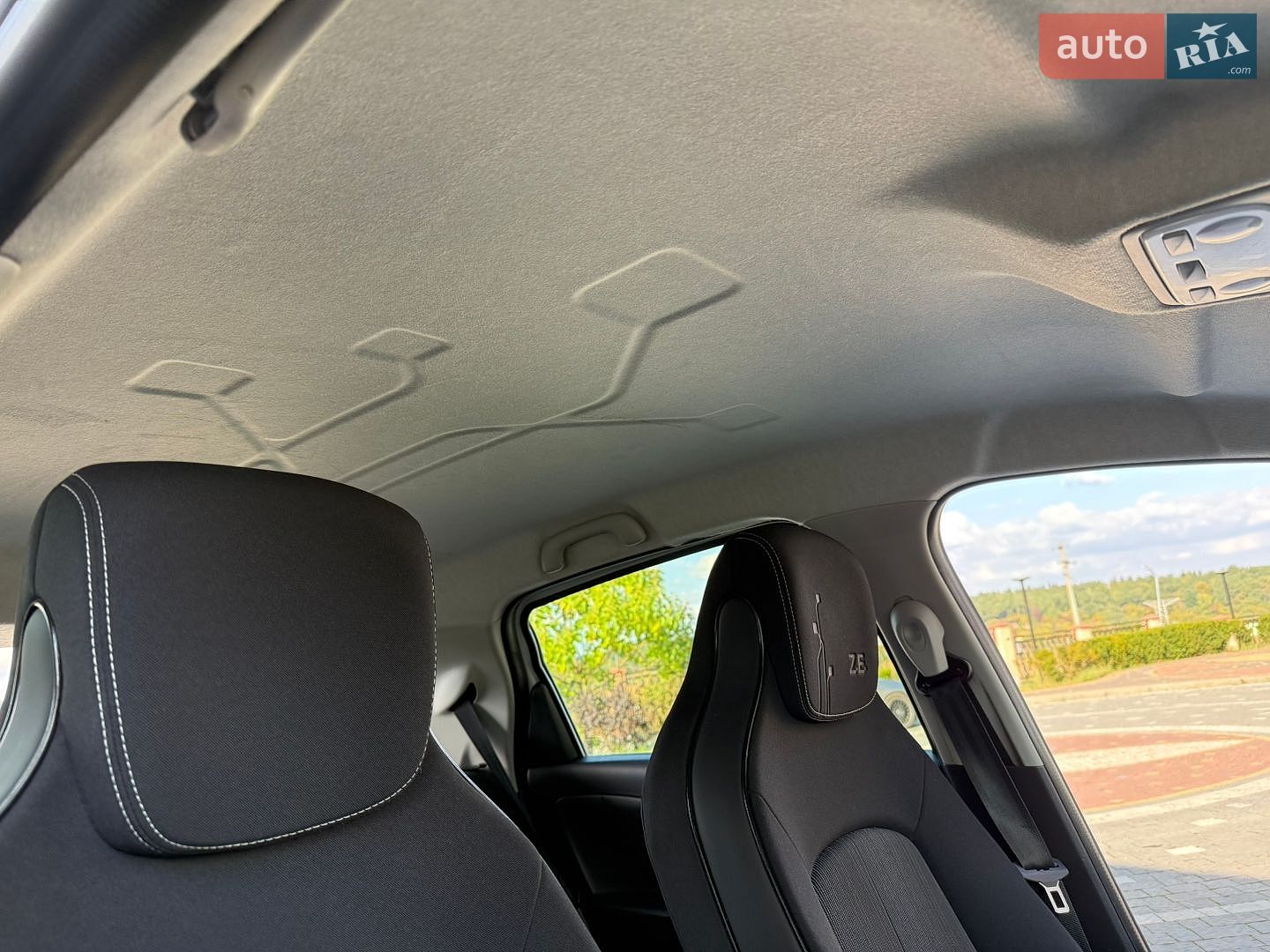 Renault Zoe 2017 VIN VF1AGVYF058972207 фото оголошення 106 з 137