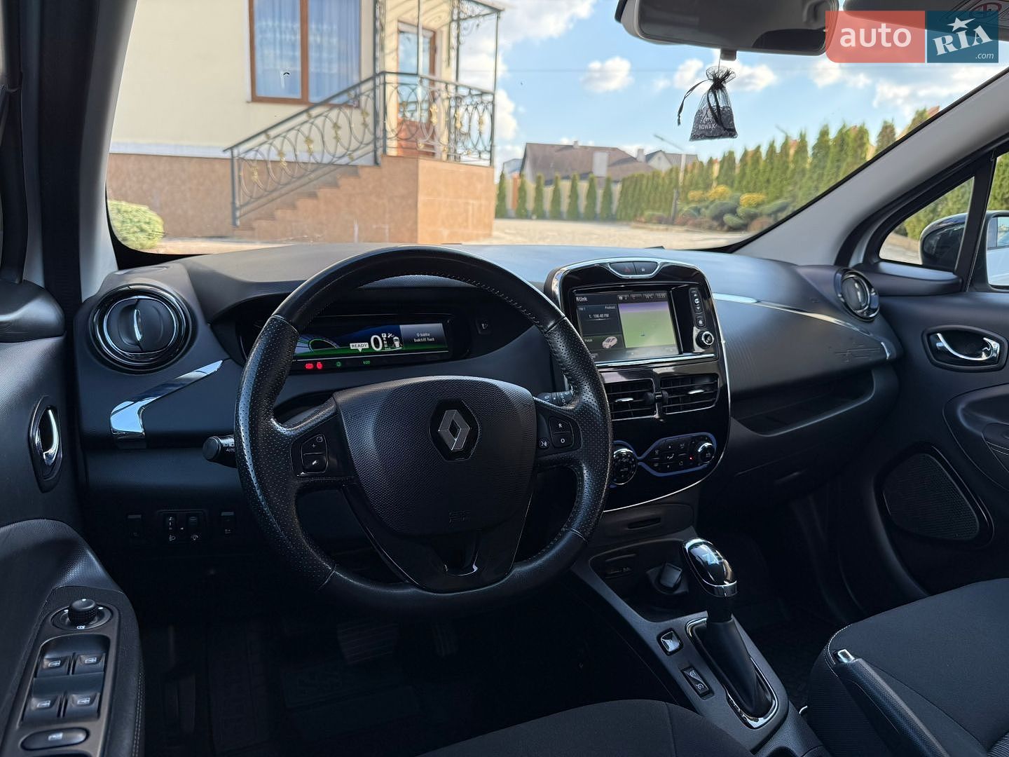 Renault Zoe 2017 VIN VF1AGVYF058972207 фото оголошення 120 з 137