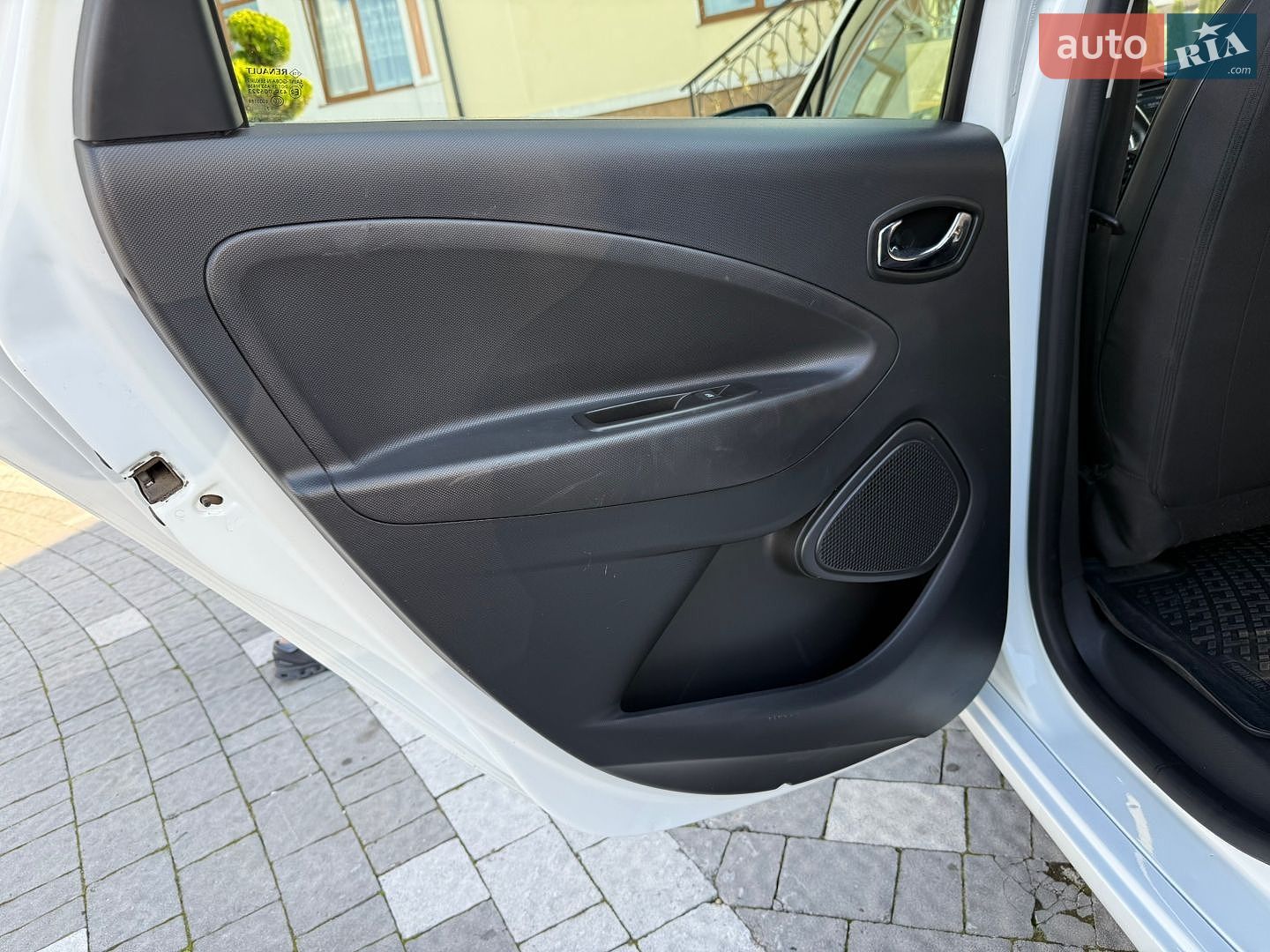 Renault Zoe 2017 VIN VF1AGVYF058972207 фото оголошення 125 з 137