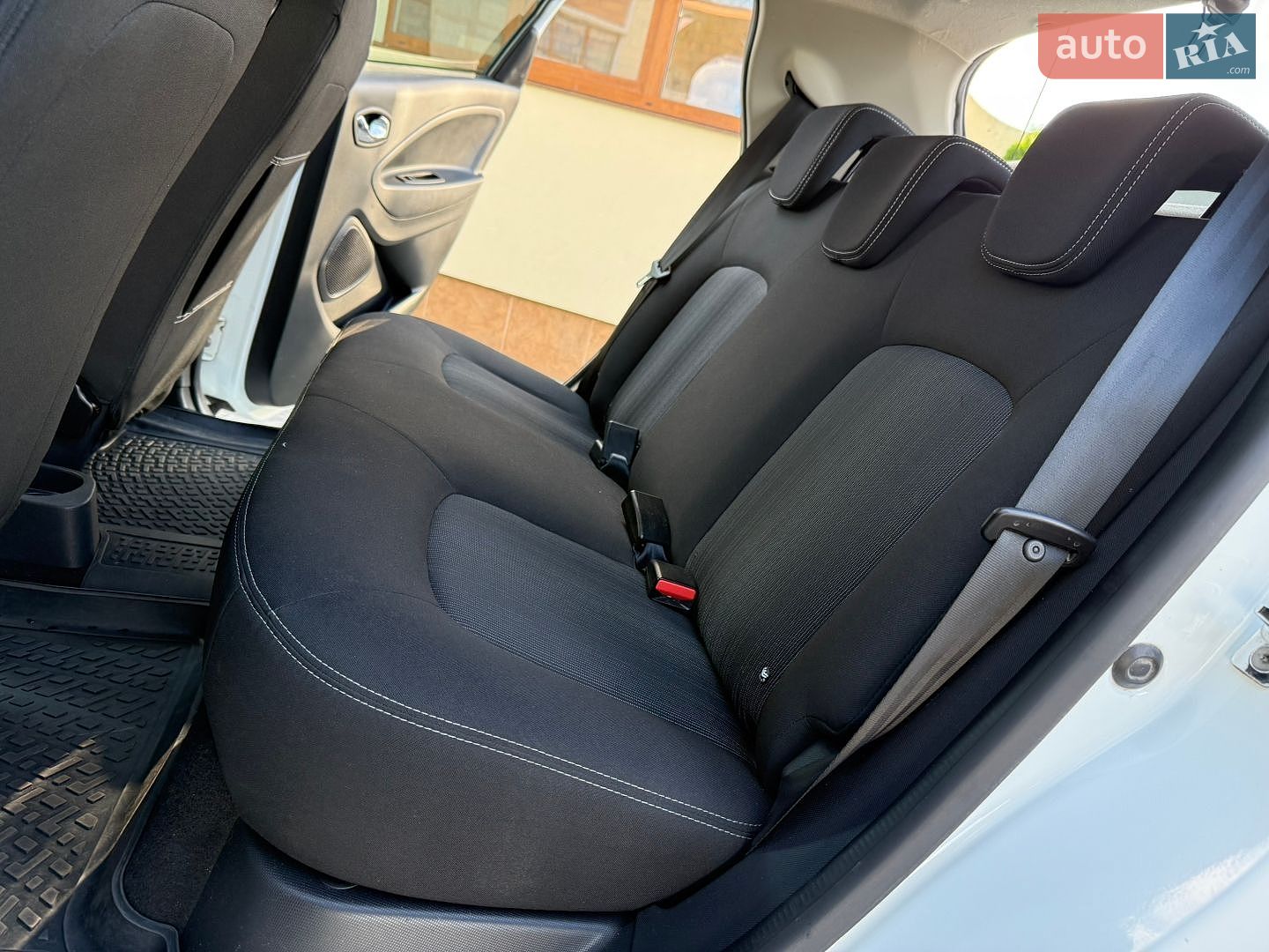 Renault Zoe 2017 VIN VF1AGVYF058972207 фото оголошення 127 з 137