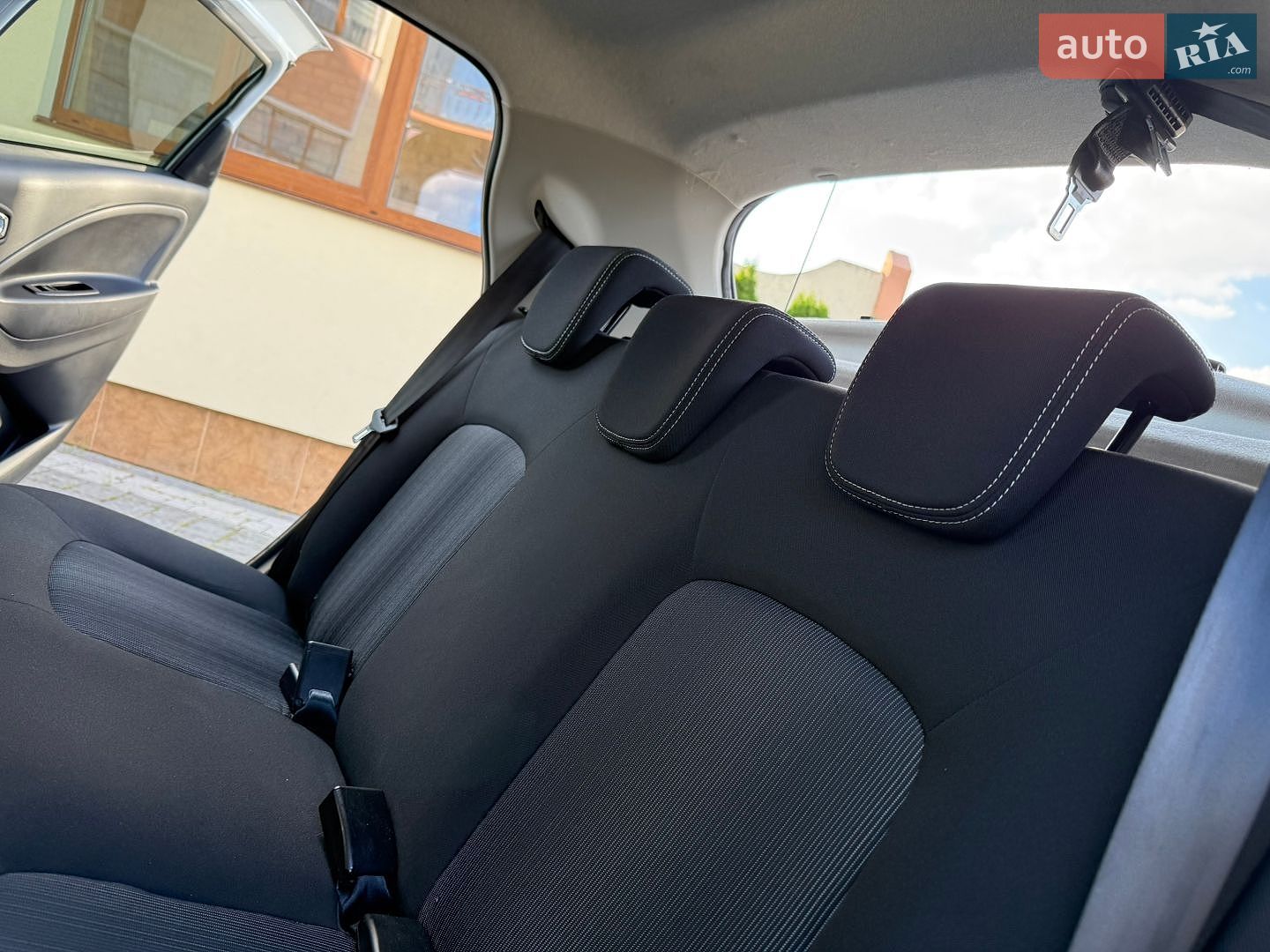 Renault Zoe 2017 VIN VF1AGVYF058972207 фото оголошення 128 з 137