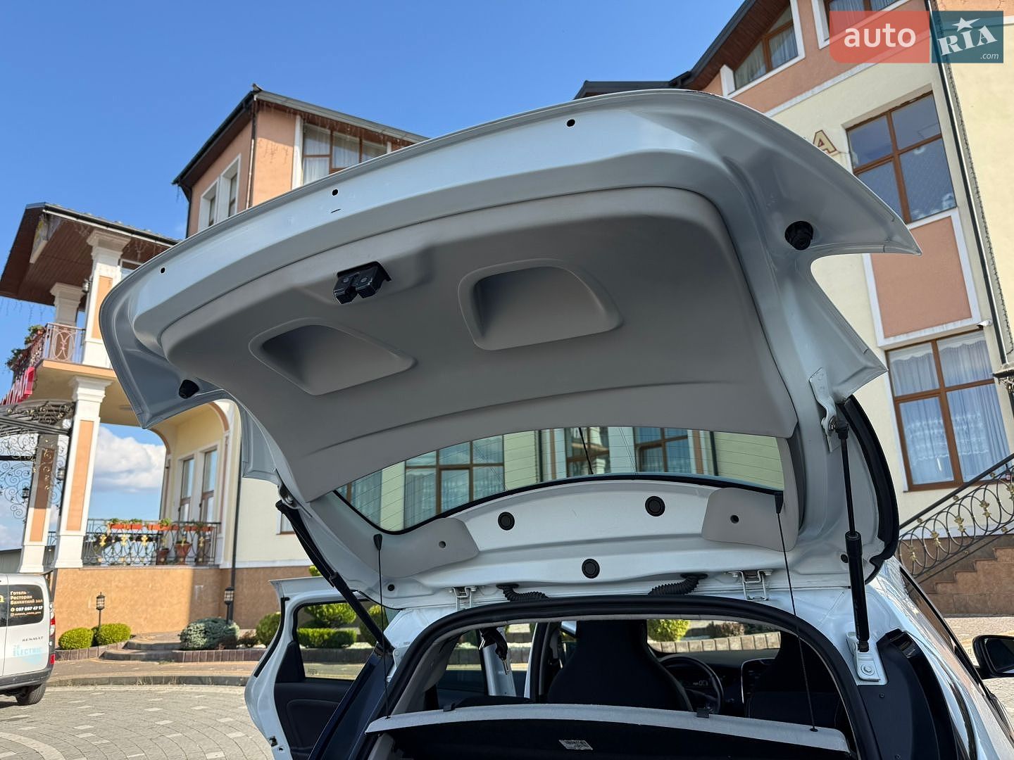 Renault Zoe 2017 VIN VF1AGVYF058972207 фото оголошення 137 з 137