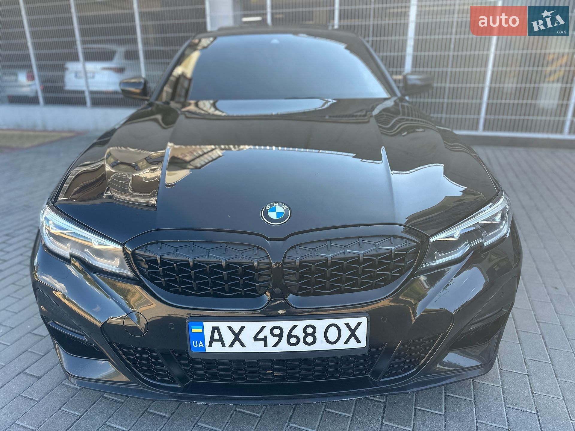 BMW 3 Series 2019 VIN 3MW5R1J05L8B20075 фото оголошення 5 з 27
