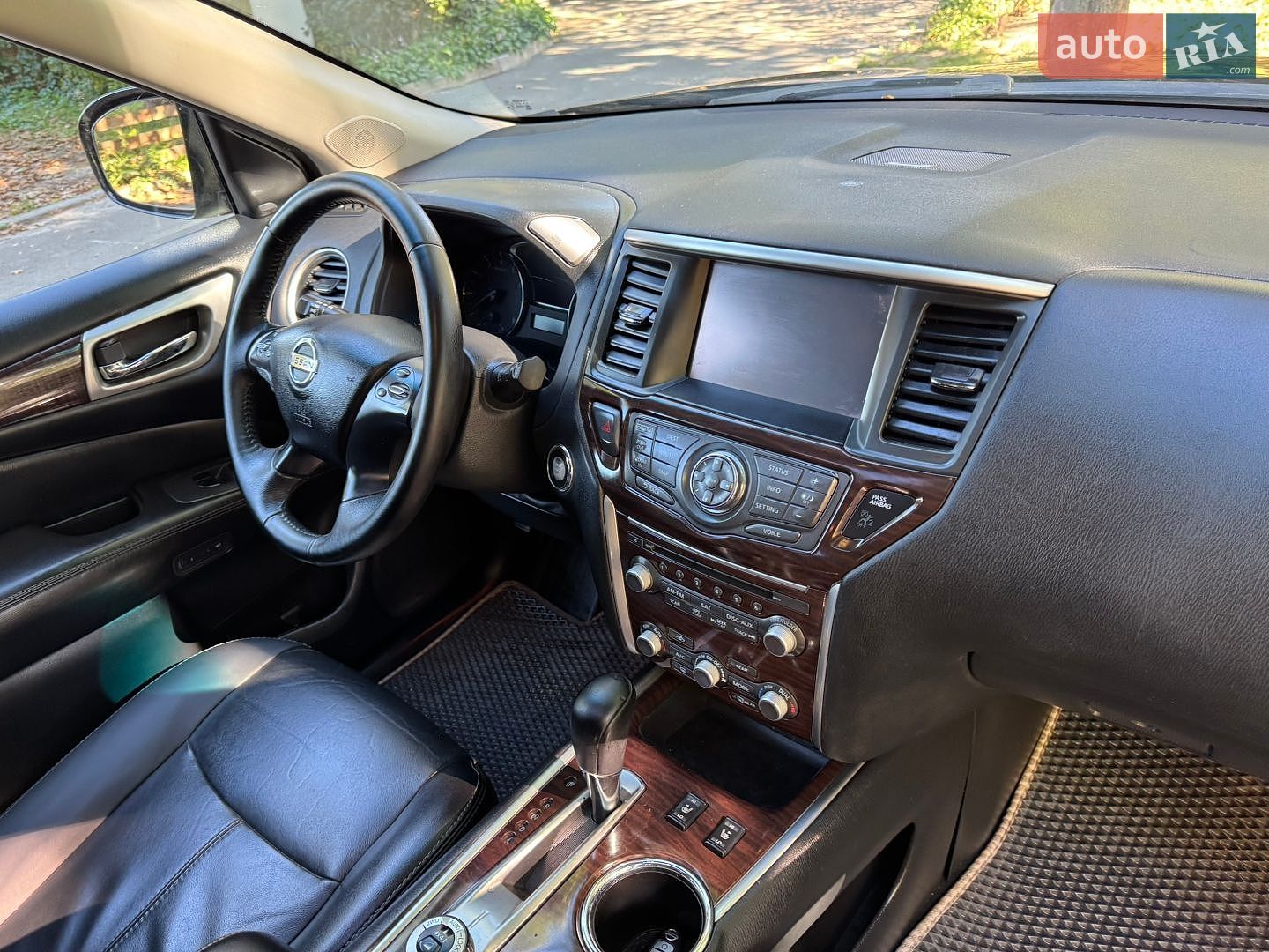 Nissan Pathfinder 2014 VIN 5N1AR2MM8FC613425 фото оголошення 19 з 37
