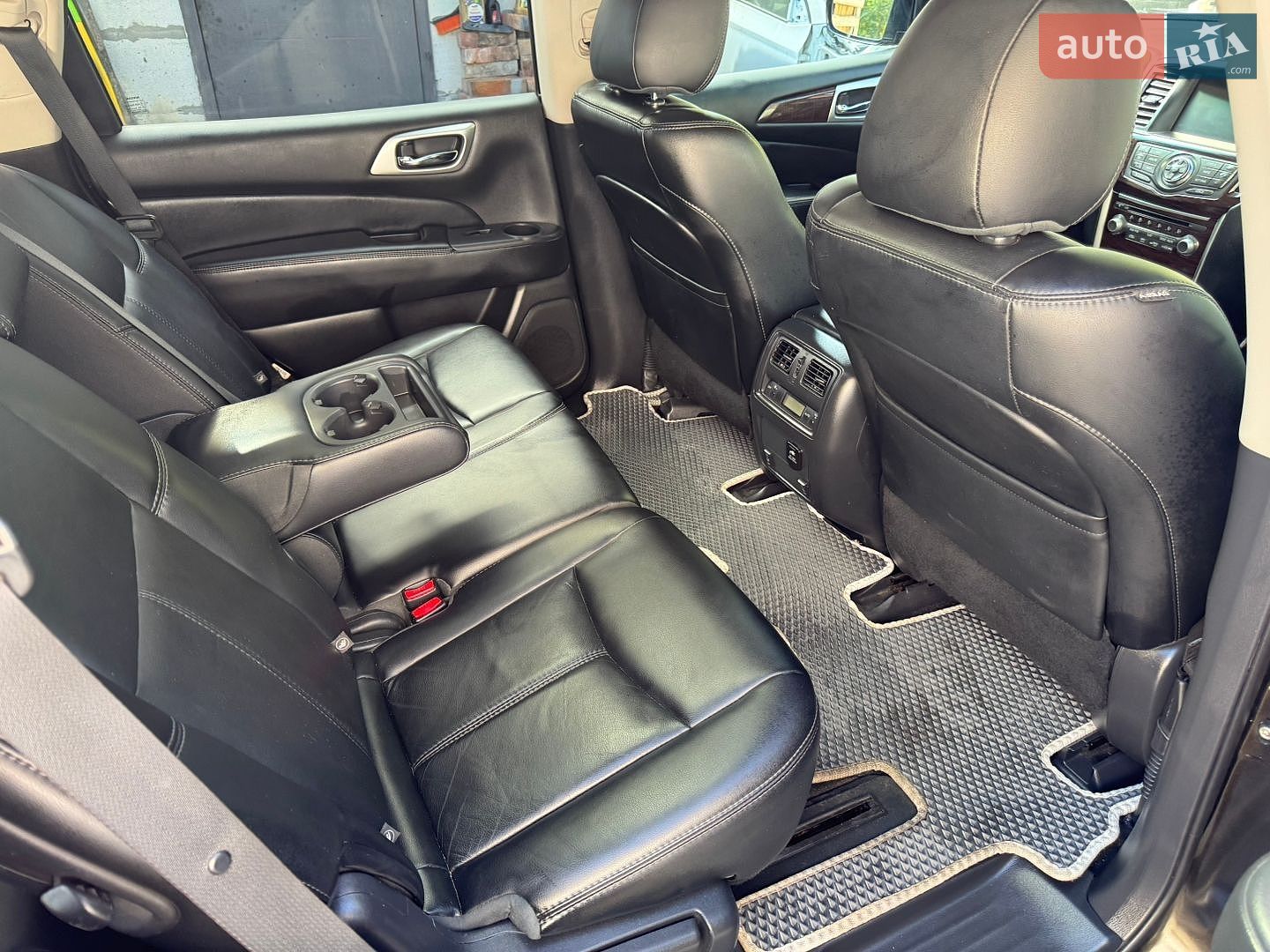 Nissan Pathfinder 2014 VIN 5N1AR2MM8FC613425 фото оголошення 23 з 37