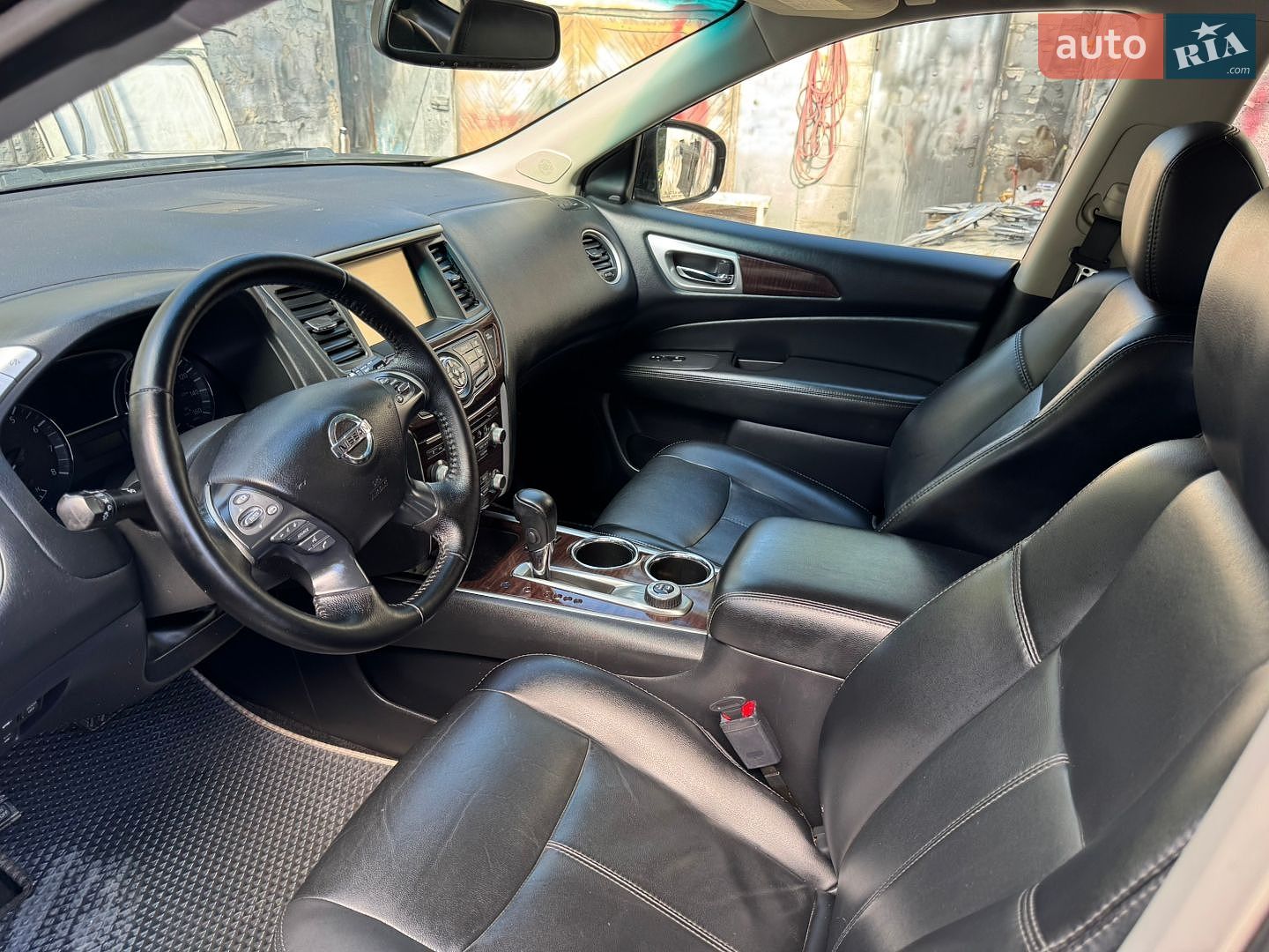 Nissan Pathfinder 2014 VIN 5N1AR2MM8FC613425 фото оголошення 26 з 37