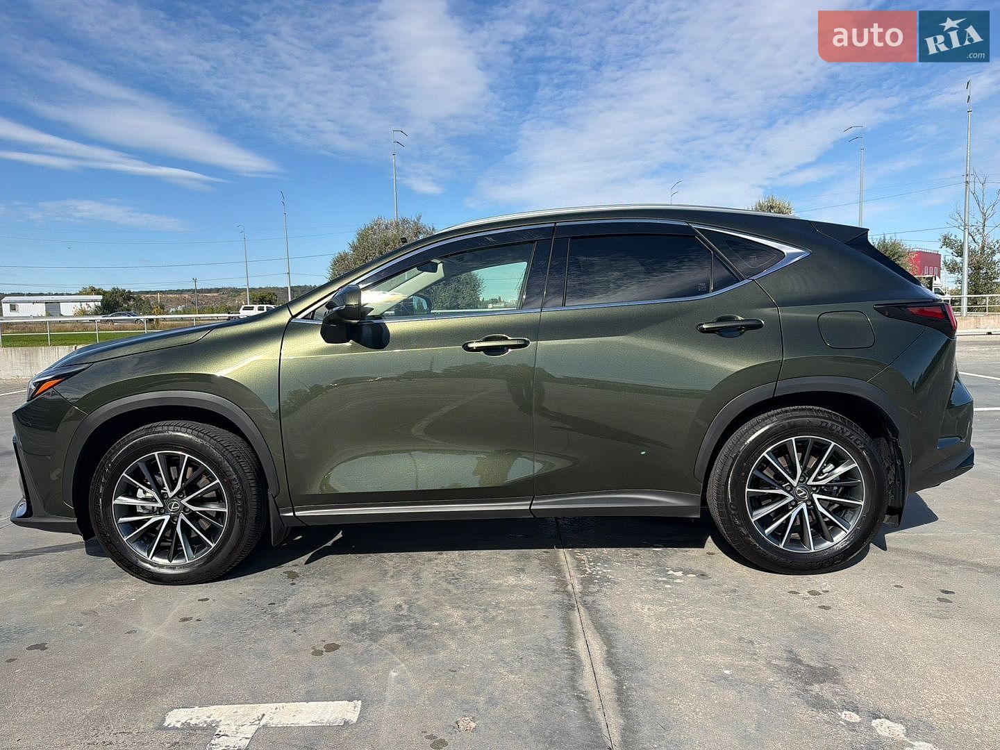 Lexus NX 2024 VIN JTJCFBAZ302022774 фото оголошення 15 з 65